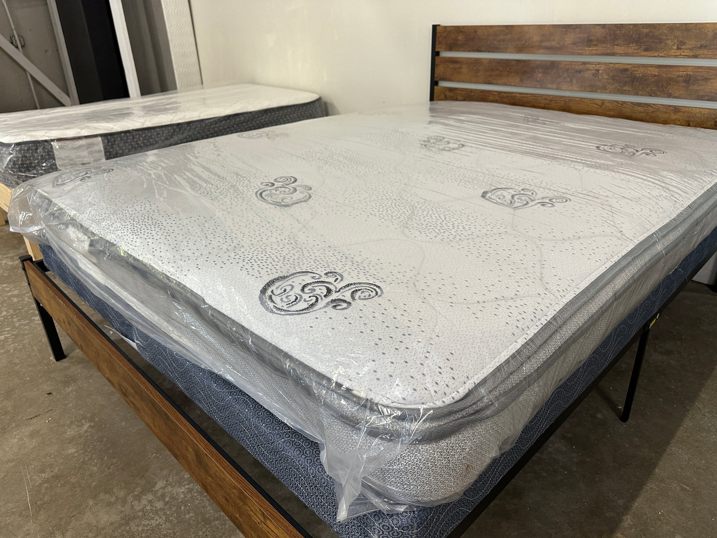 Bluebell Co Mattress Queen Size Innerspring Mattress
