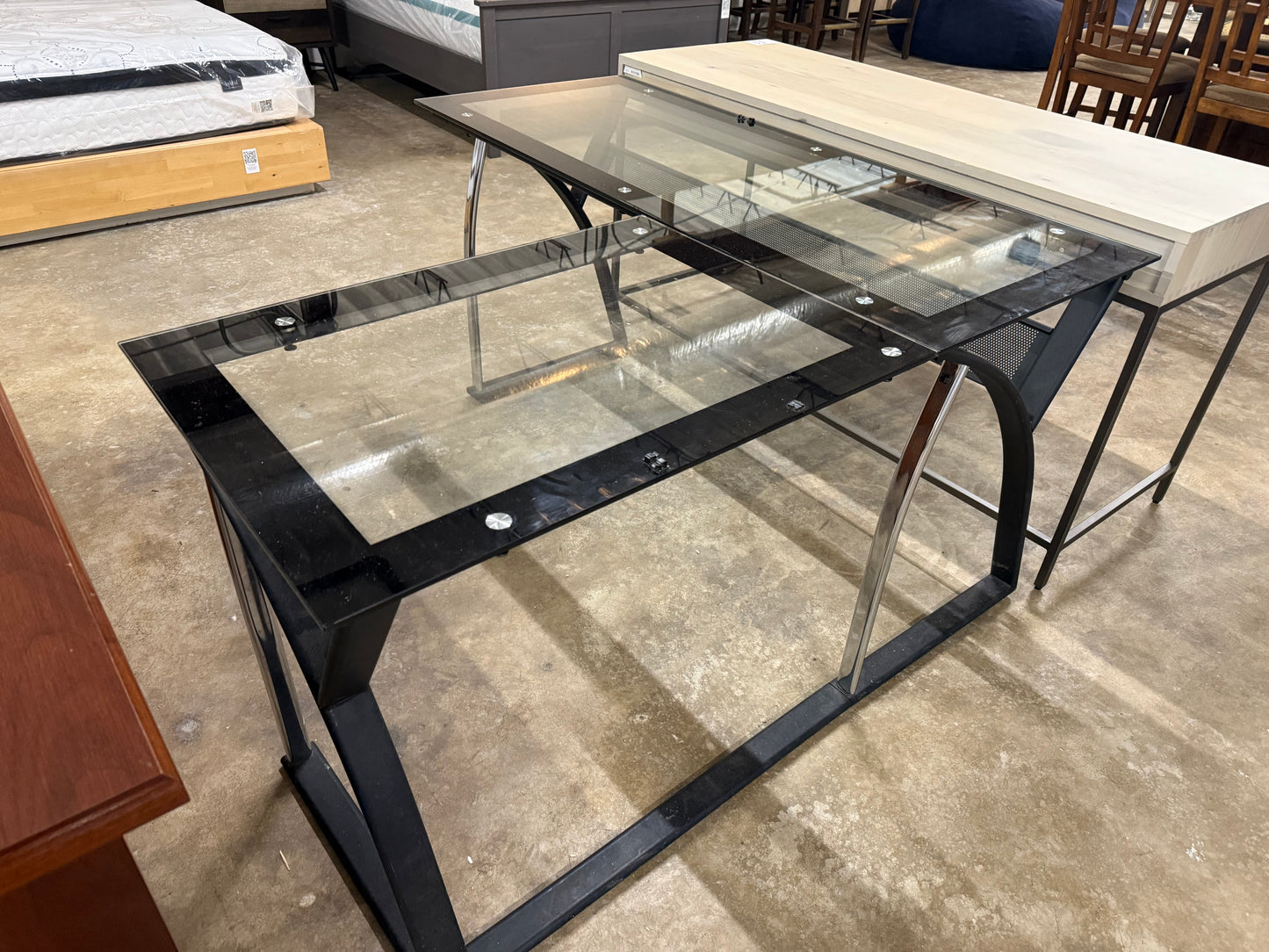 Monterrey Glass L-shaped Desk