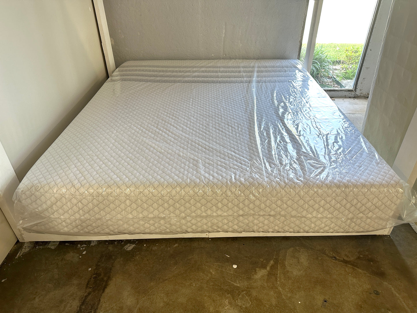 Leesa Sapira Hybrid California King Mattress
