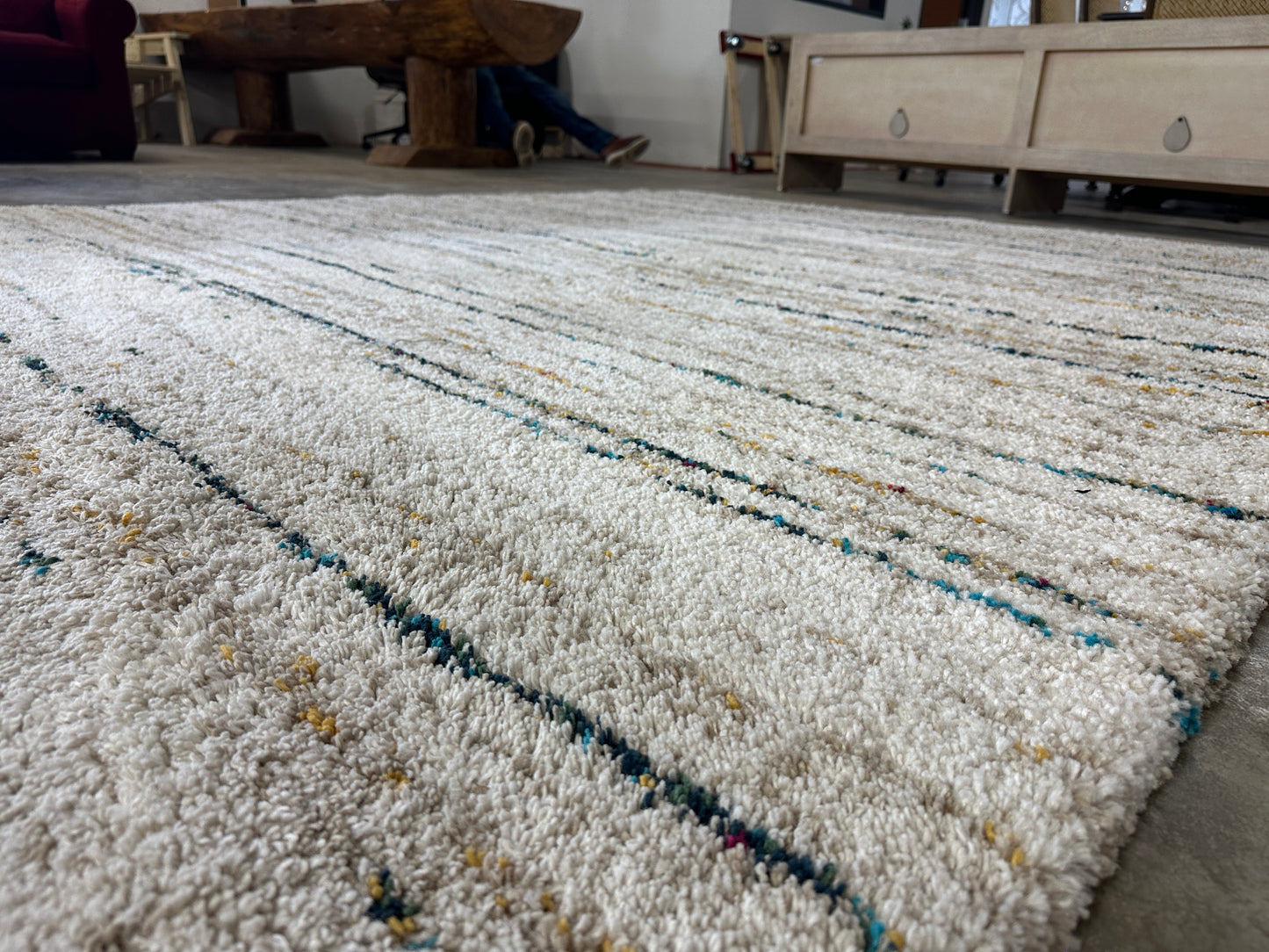 Sedona Ivory Abstract Design Shag Area Rug