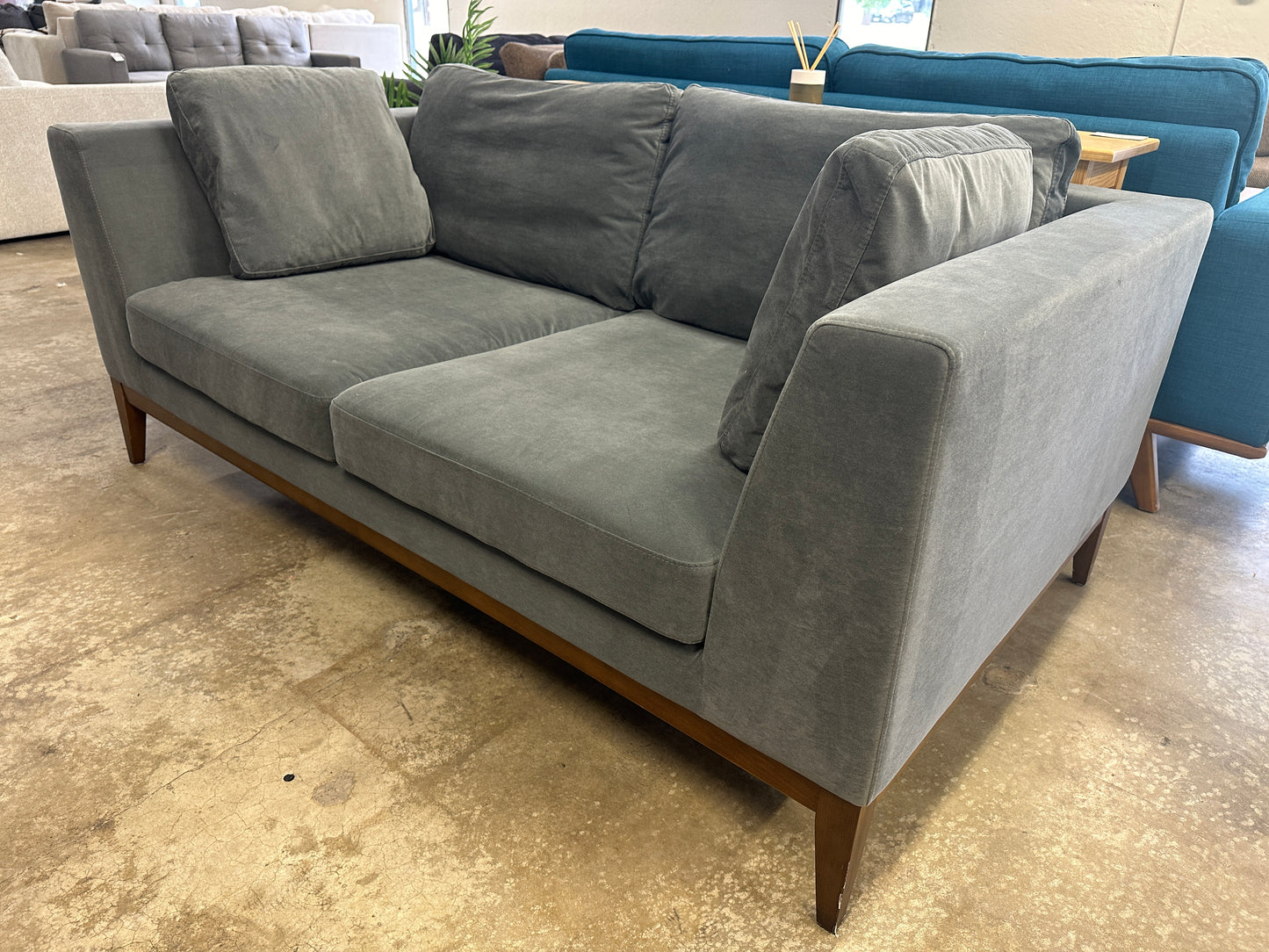 Oliver Space Sim Sofa