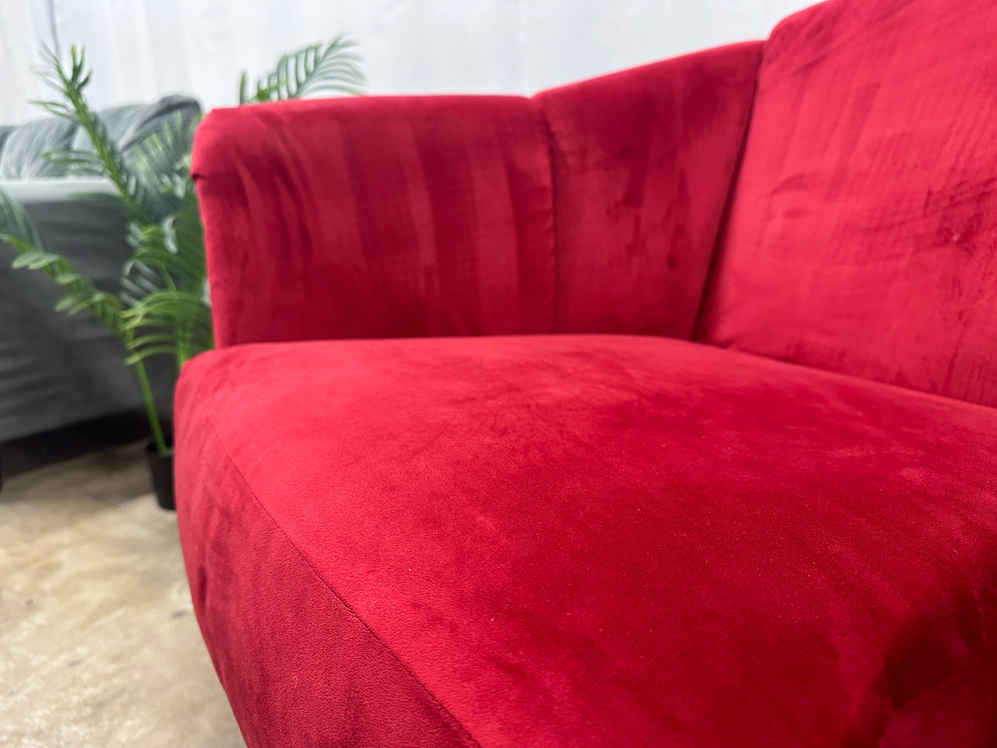 Velvet Swivel Chair
