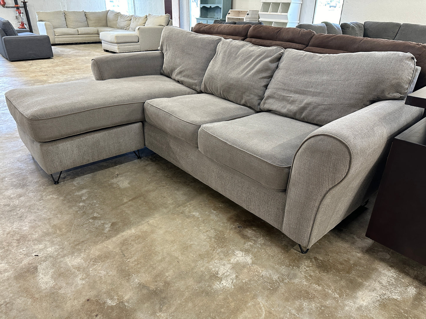 Sectional Sofa with Chaise