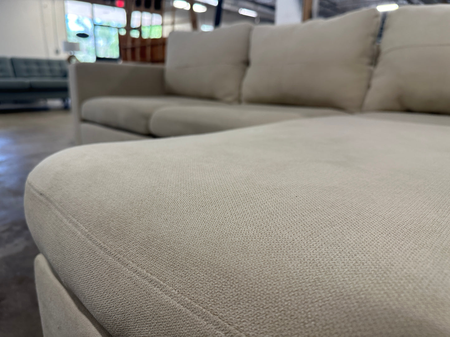 Ovios Reversible Chaise Sectional
