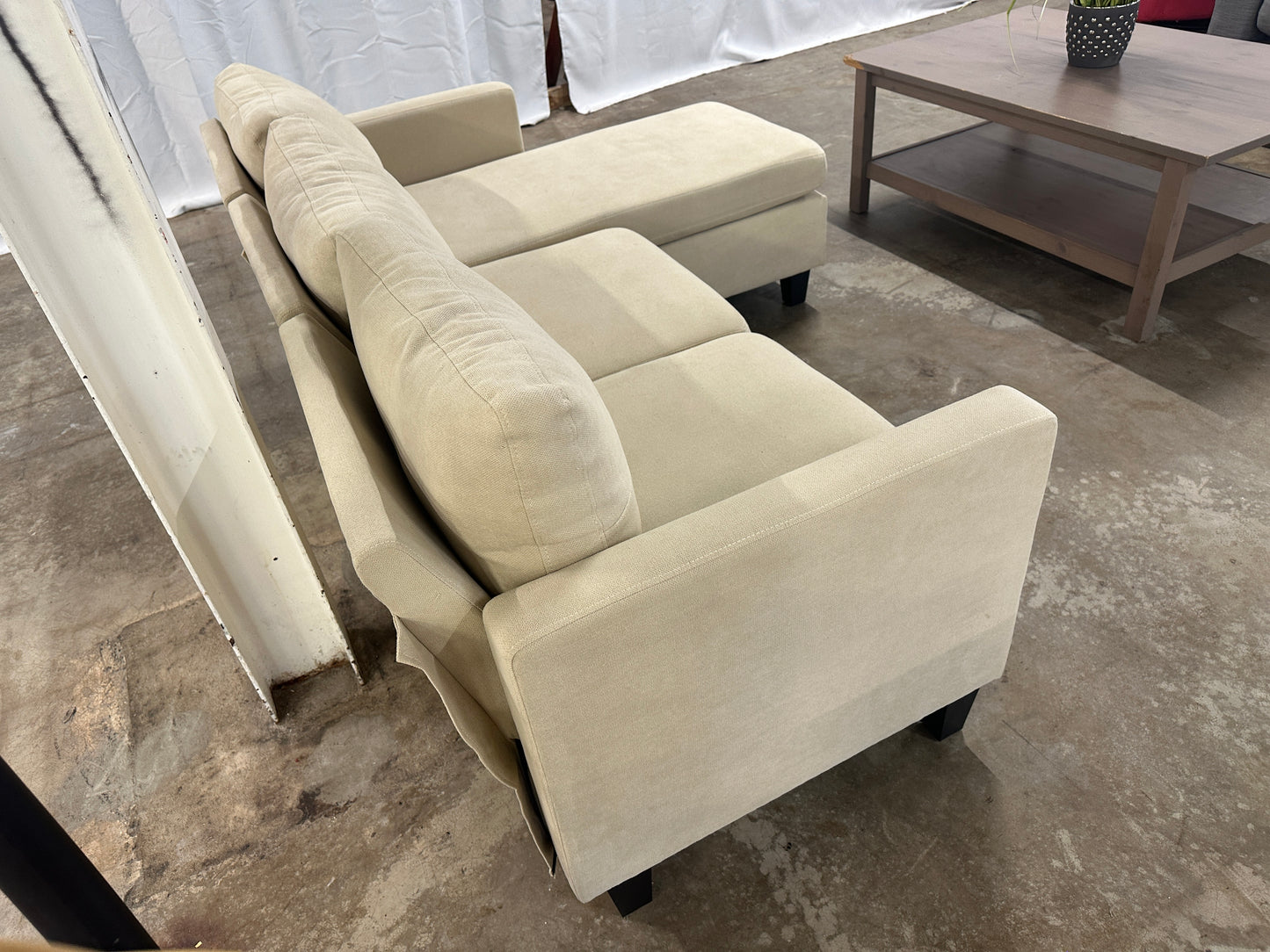 Ovios Reversible Chaise Sectional