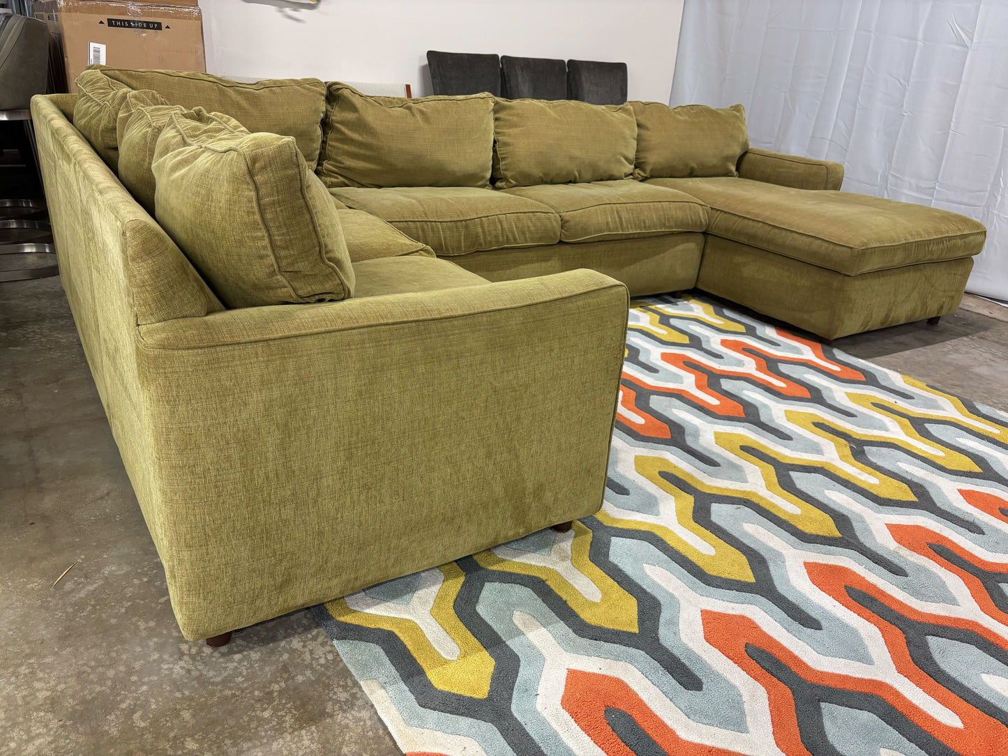 Retreat Corner Sectional with Chaise