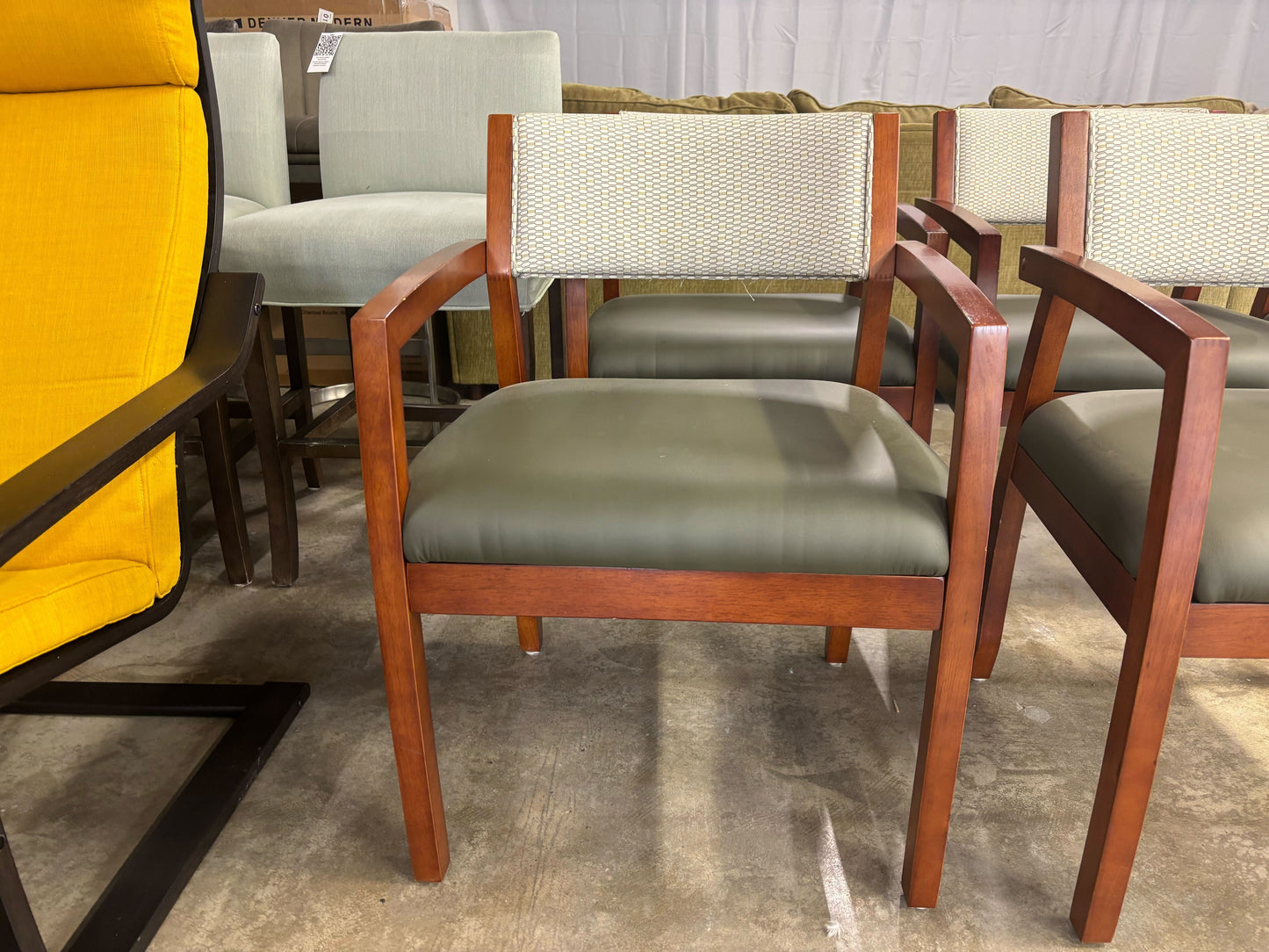 Office/Guest Chair