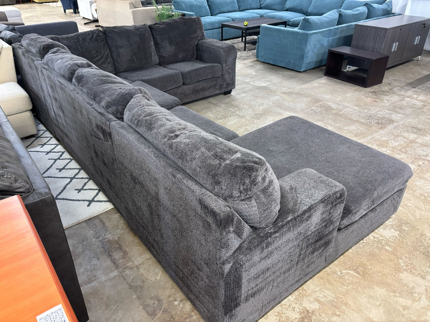 Ballinasloe 3-Piece Sectional with Chaise