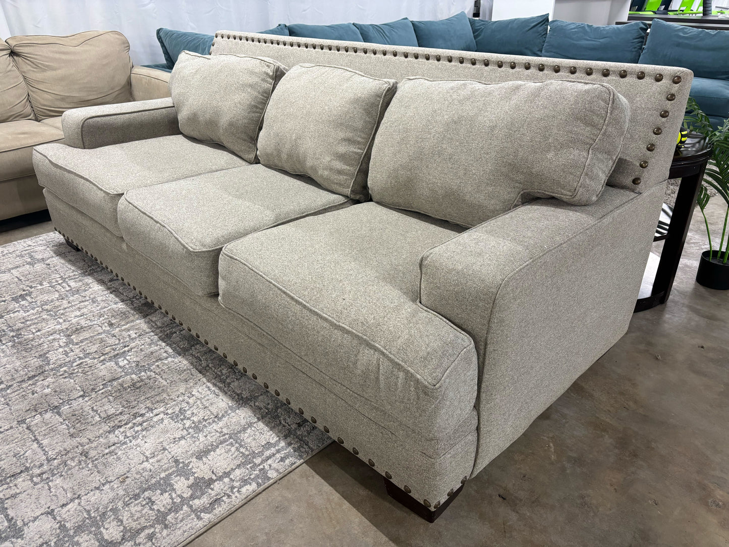 Winsborough Sofa