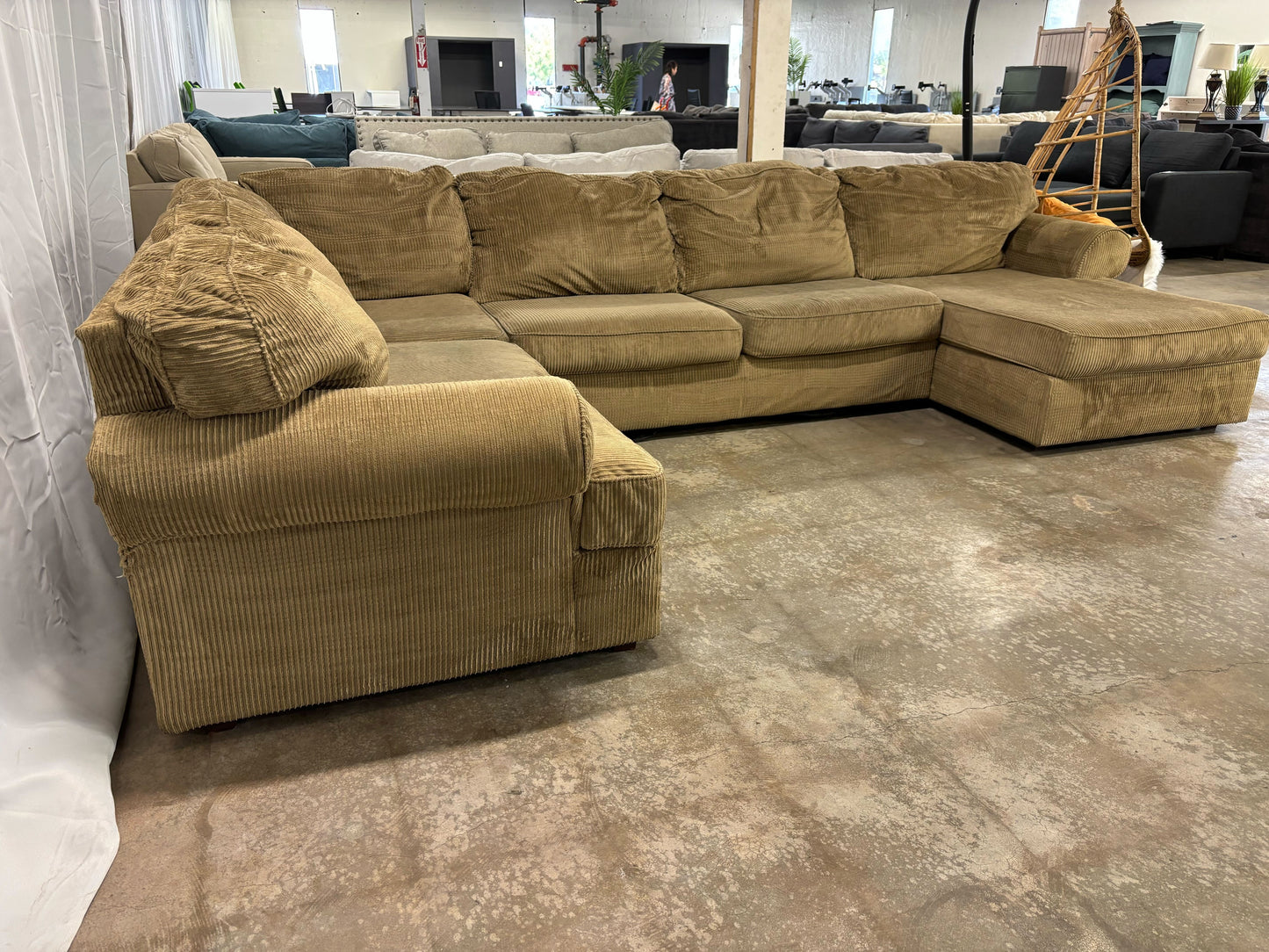Jinllingsly 3-pc Sectional with Chaise