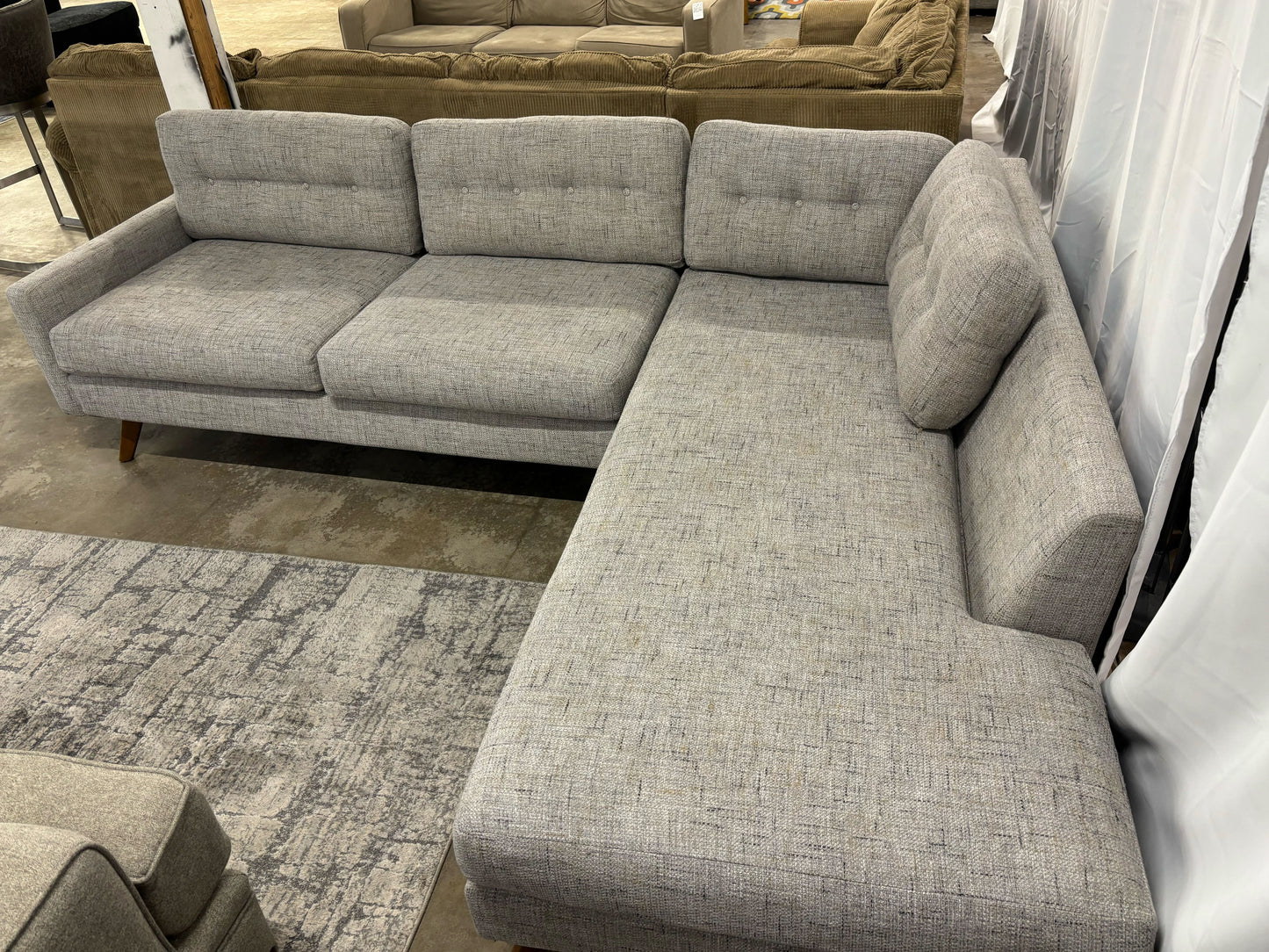 Mid Century Modern Tufted Chaise Sectional