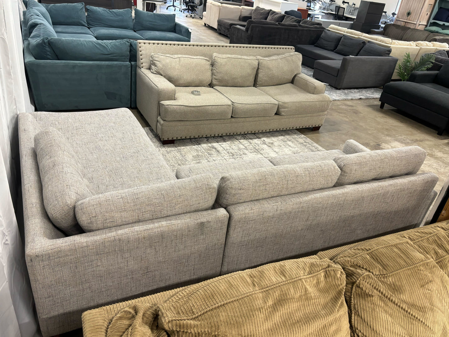 Mid Century Modern Tufted Chaise Sectional