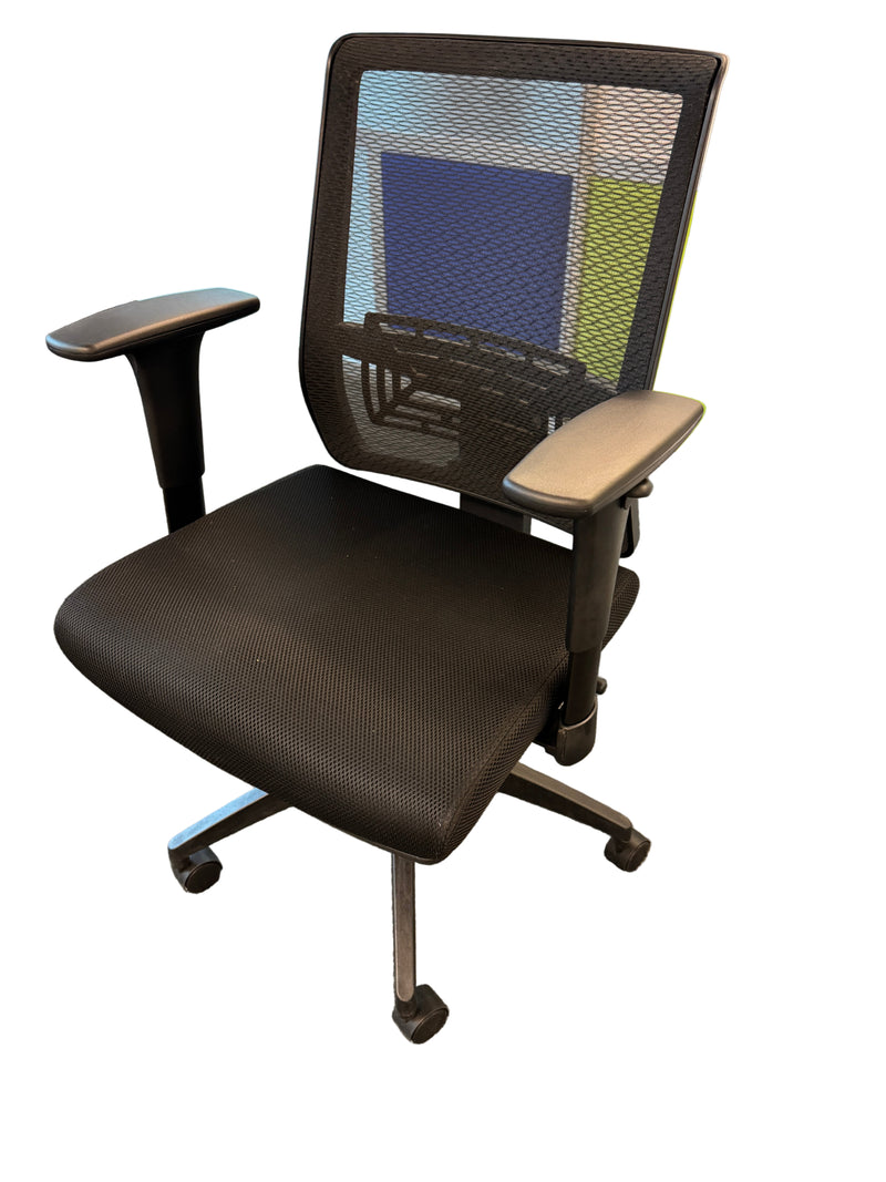 Pinnacle Mesh Chair Uline