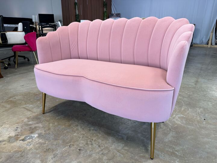 Karat Homes Love Seat