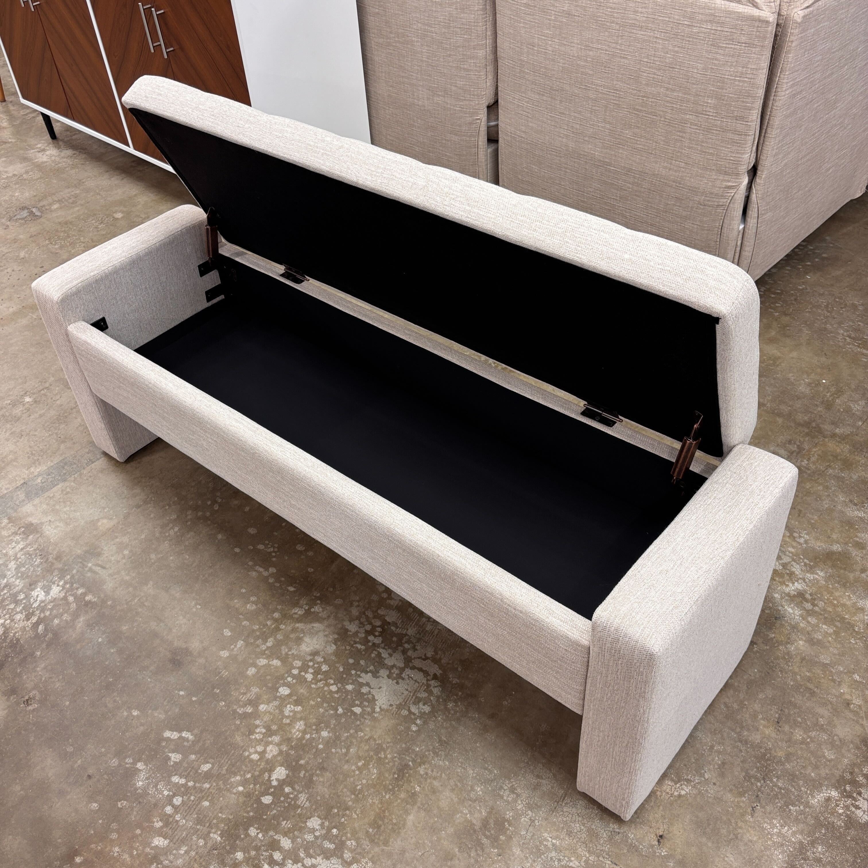 Flavio Storage Bench
