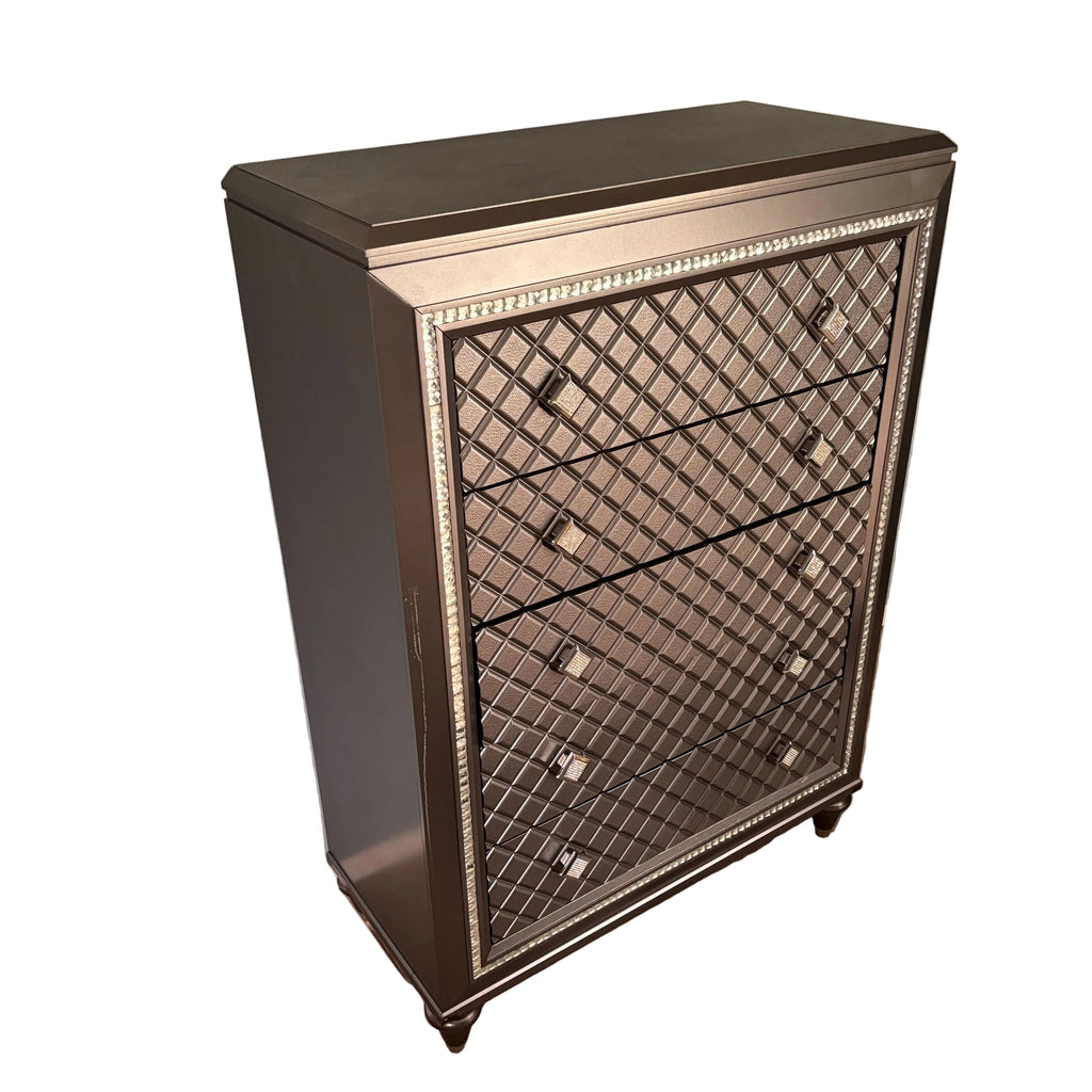 Rooms To Go Diamond Falls Gray Chest
