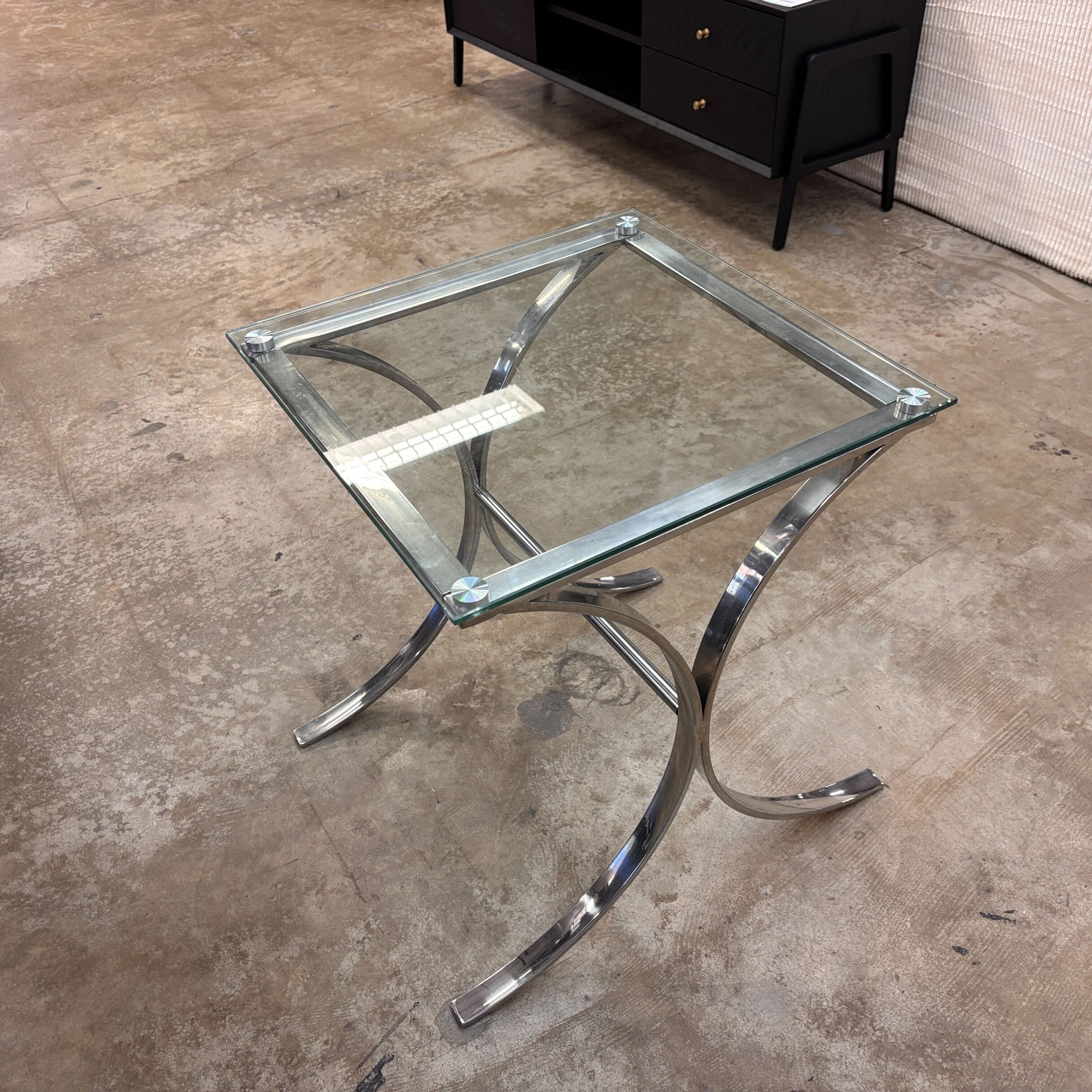 Rooms To Go Brush Nickel And Glass Side Table