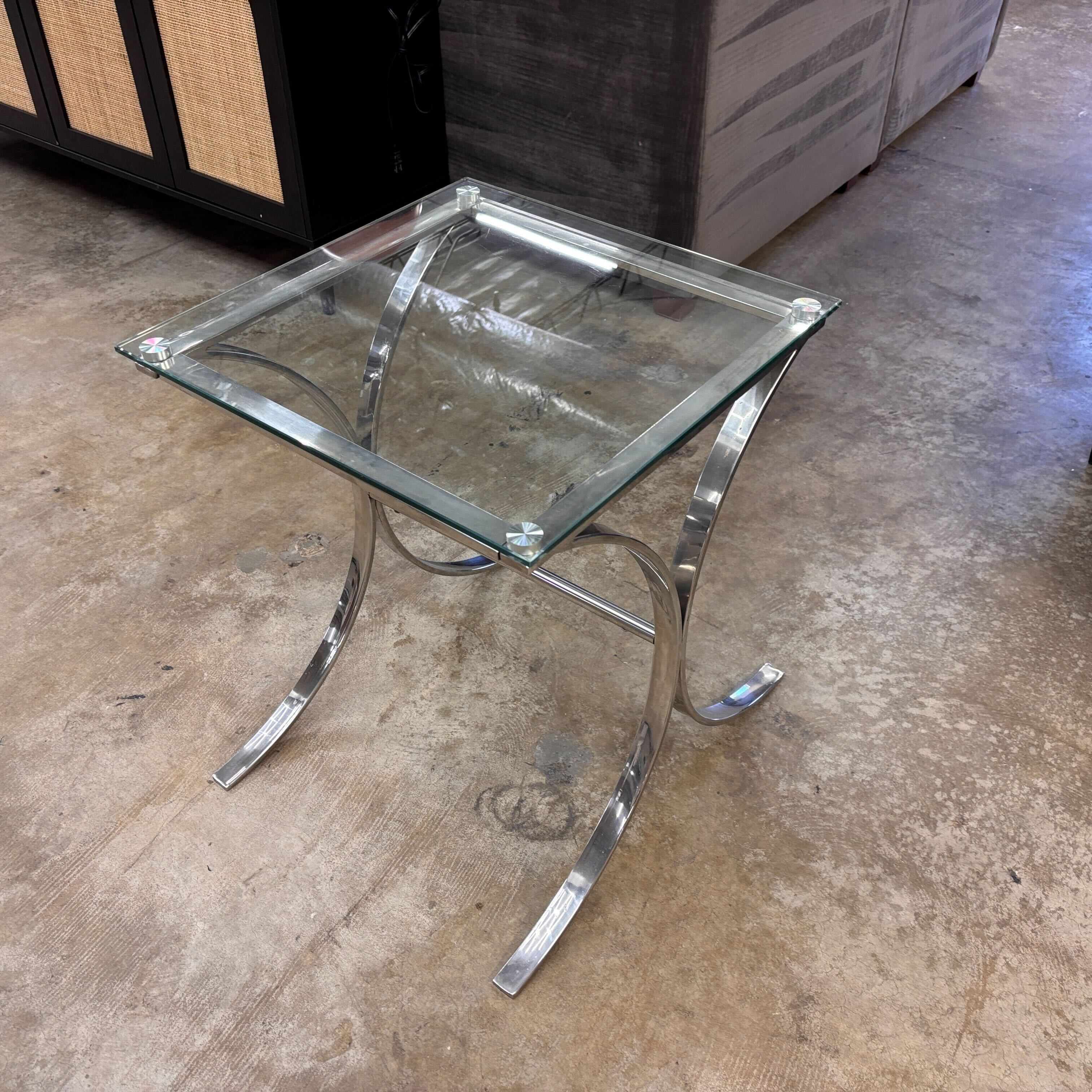 Rooms To Go Brush Nickel And Glass Side Table