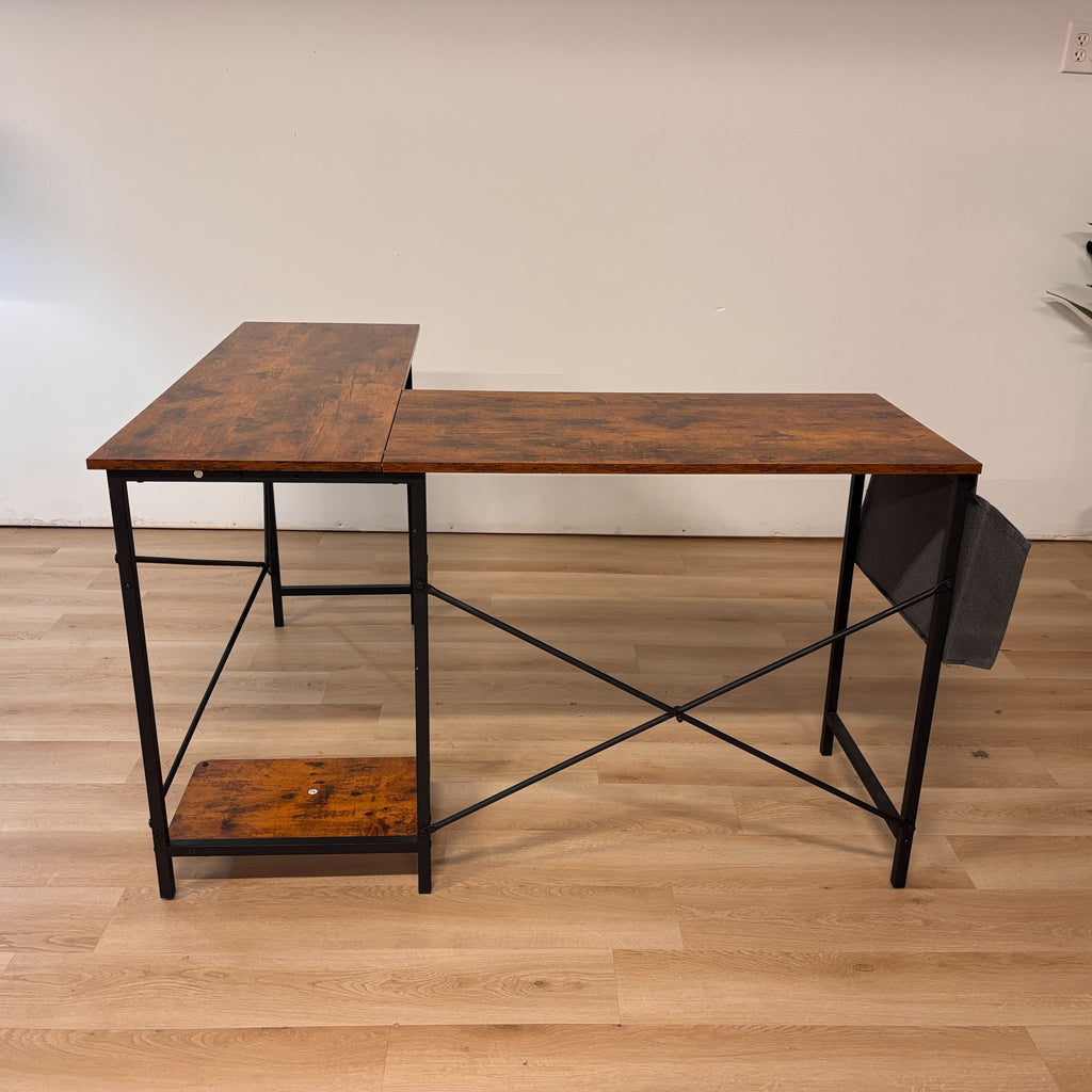 Latitude Run Computer/writing Desk
