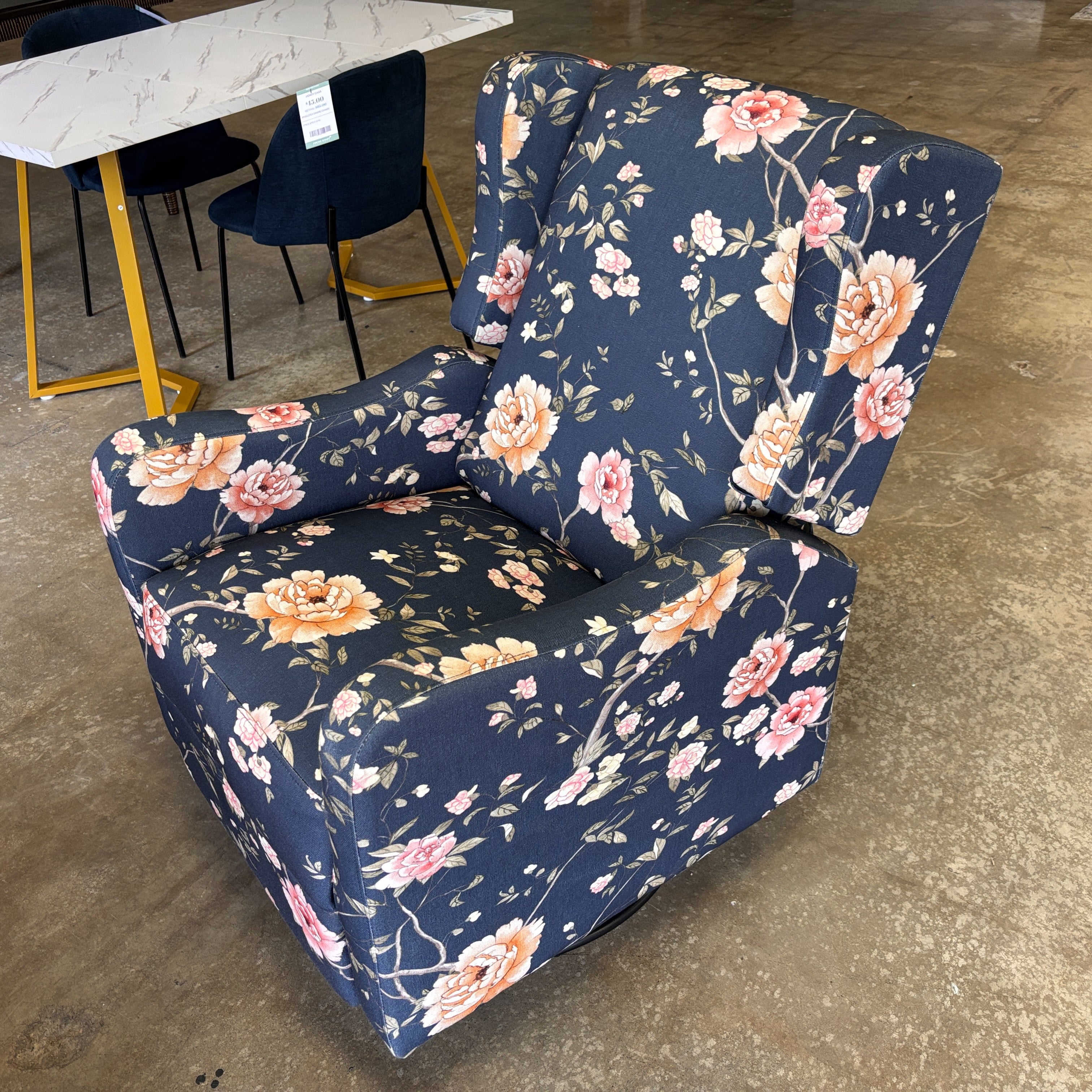 Jayden Creation Bernd Swivel Recliner