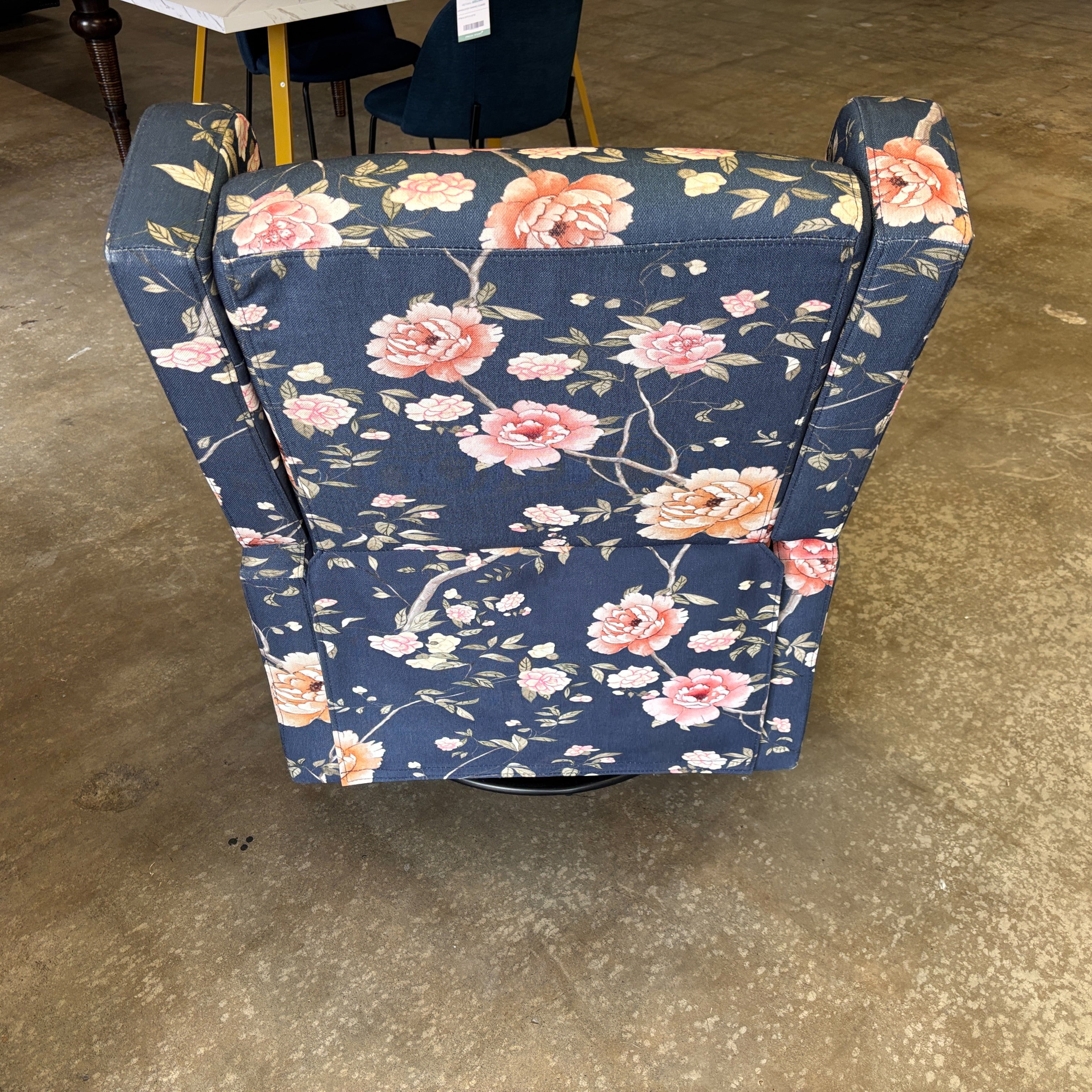 Jayden Creation Bernd Swivel Recliner