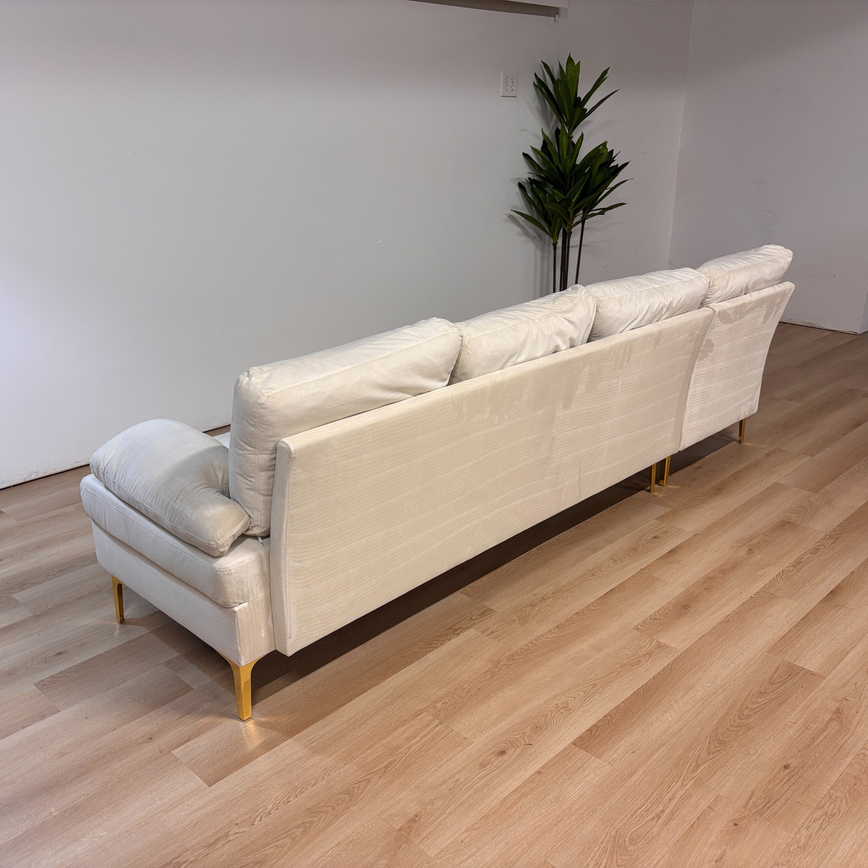 Latitude Run 2 Piece Sectional