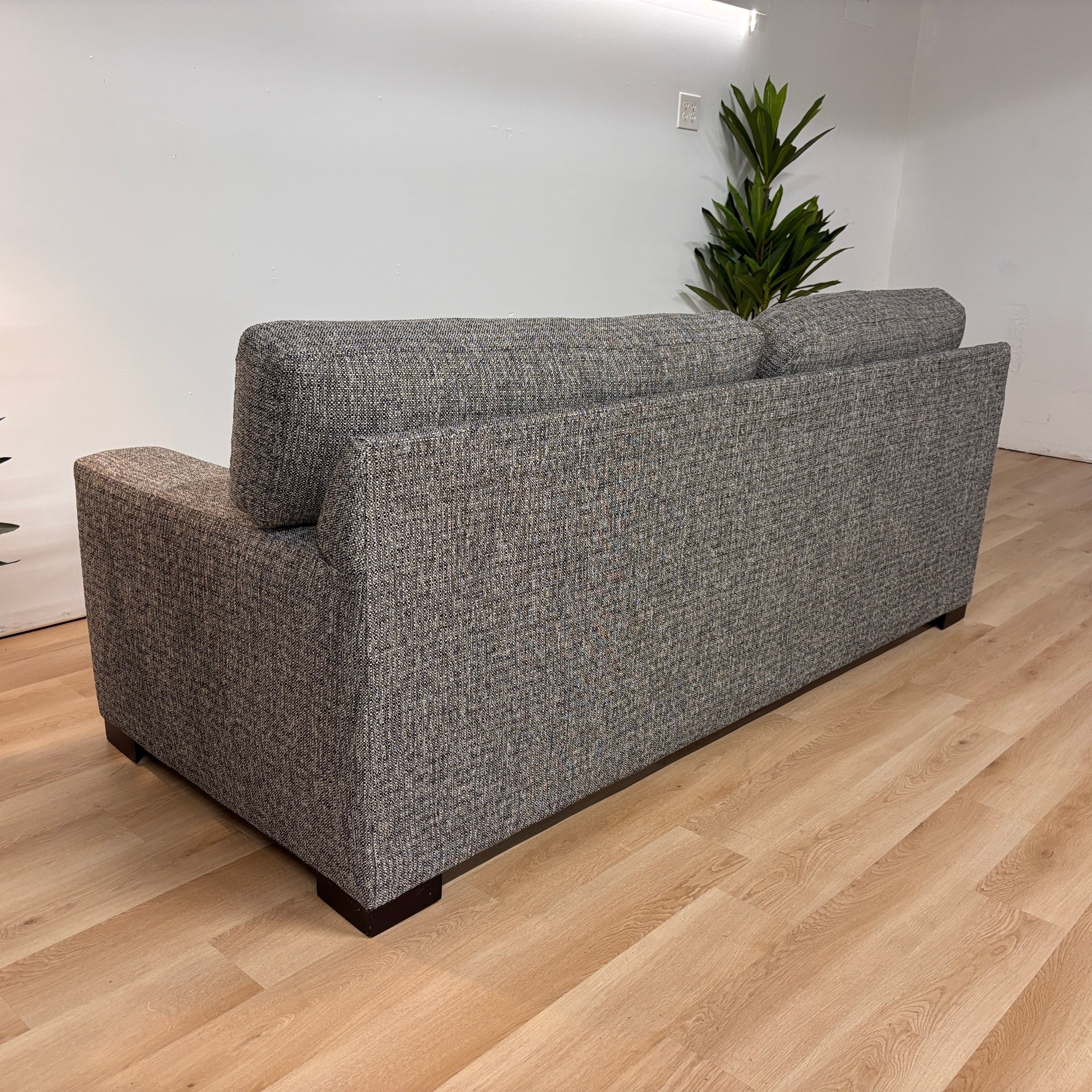 Living Spaces Queen Sleeper Sofa