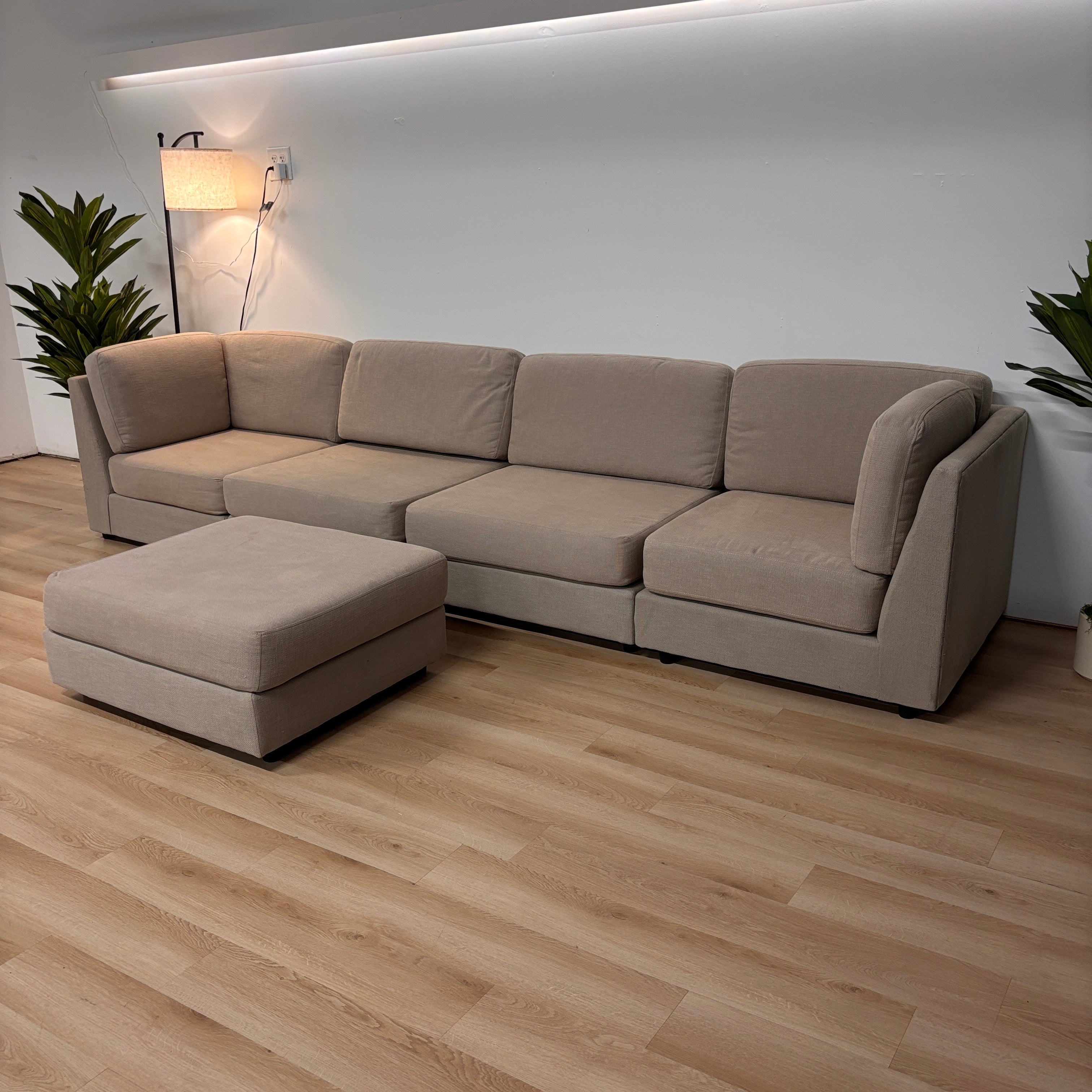 West Elm Modular Sofa W/chaise