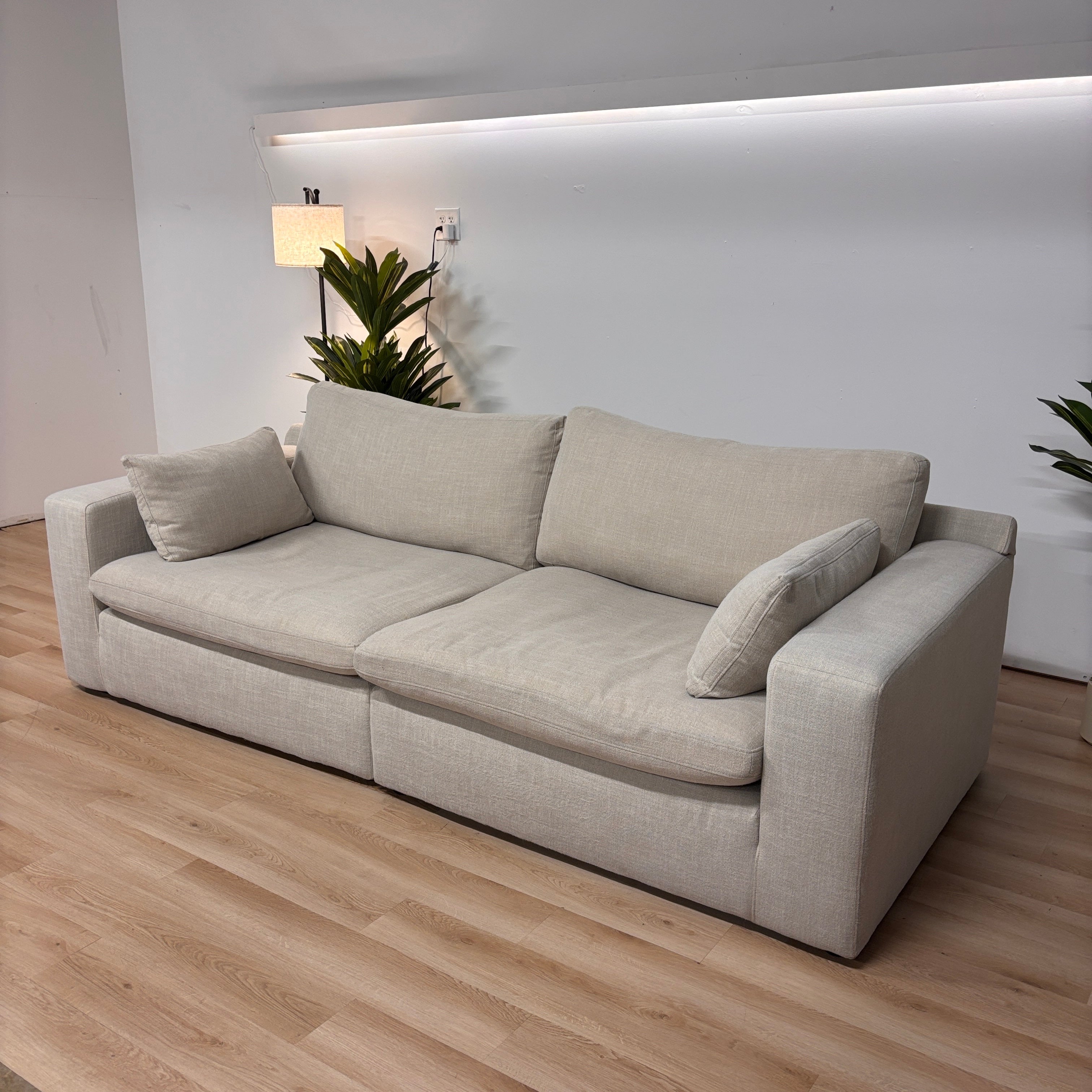 Ashley Furniture Elyza Linen 2pc Loveseat