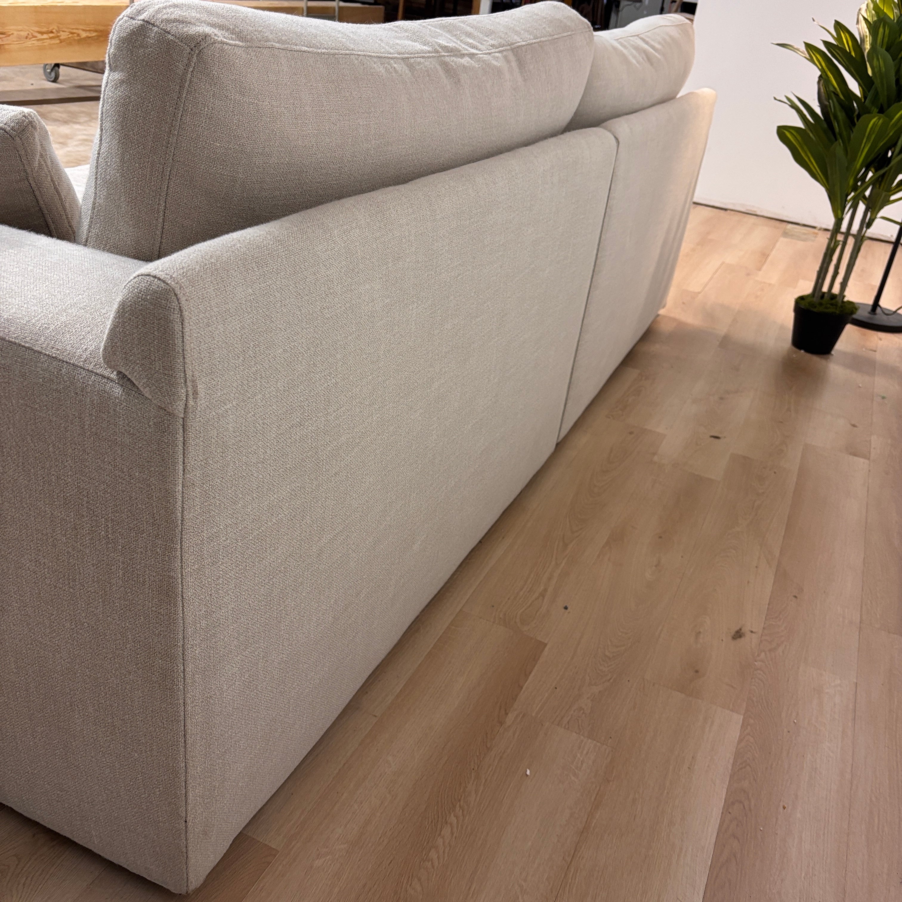 Ashley Furniture Elyza Linen 2pc Loveseat