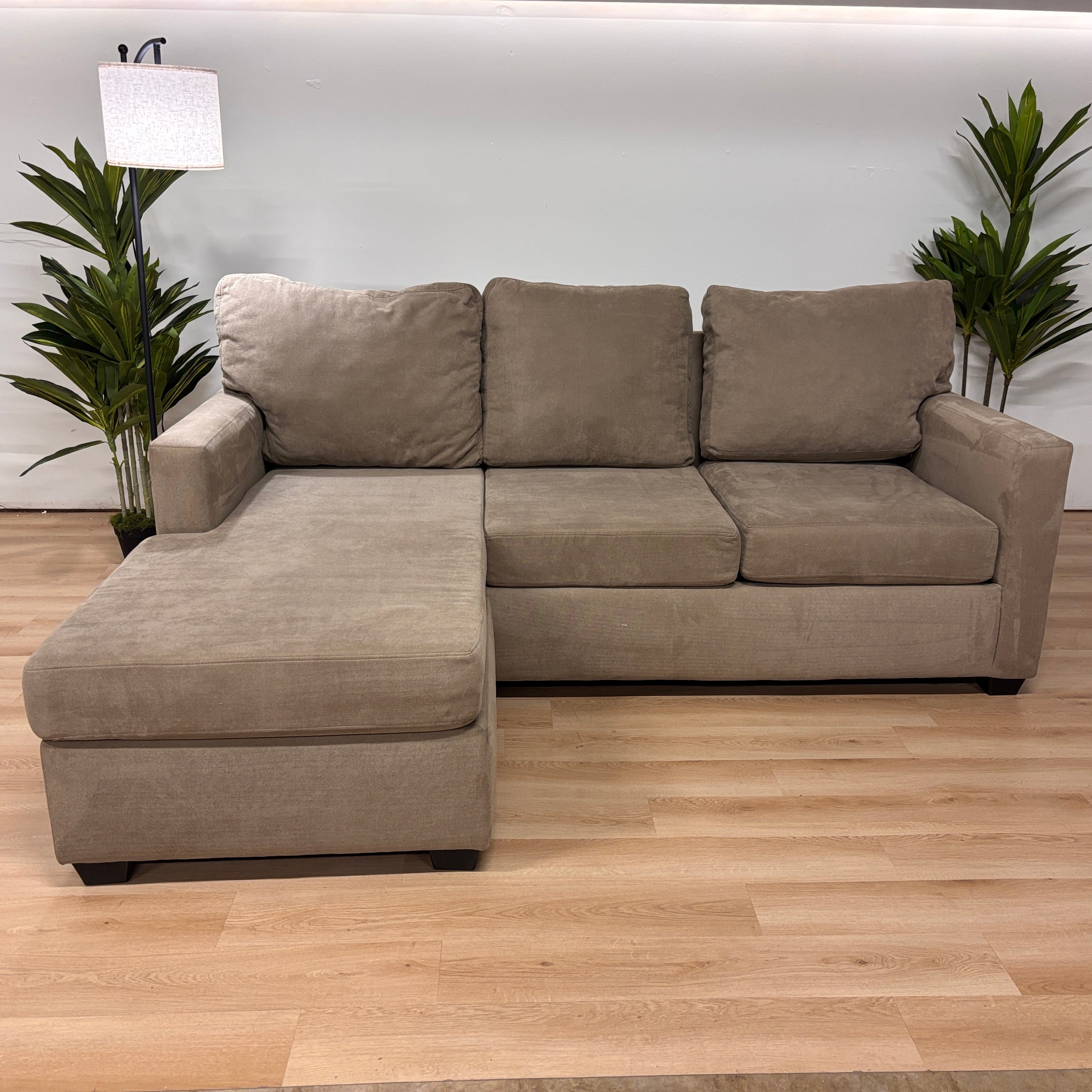 Living Spaces Sofa W-reversible Chaise