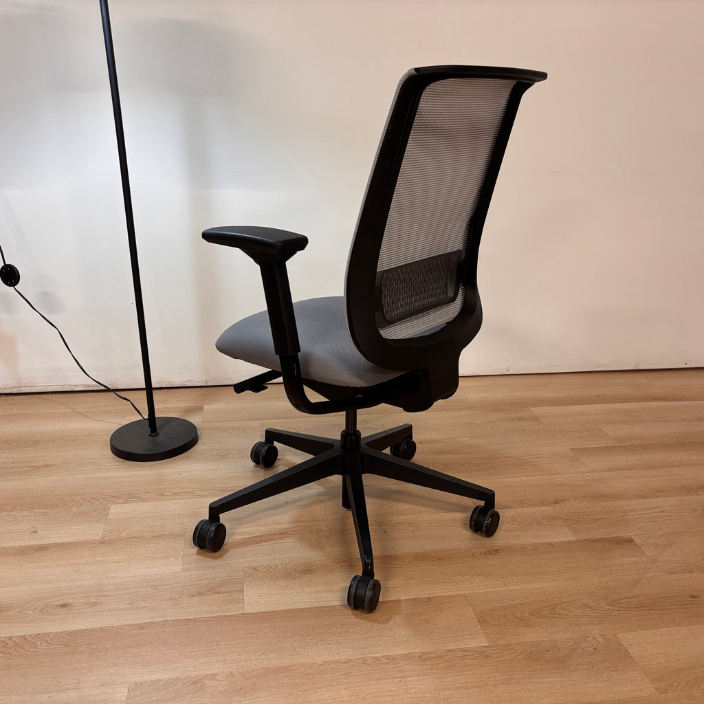Steelcase Reply Chair