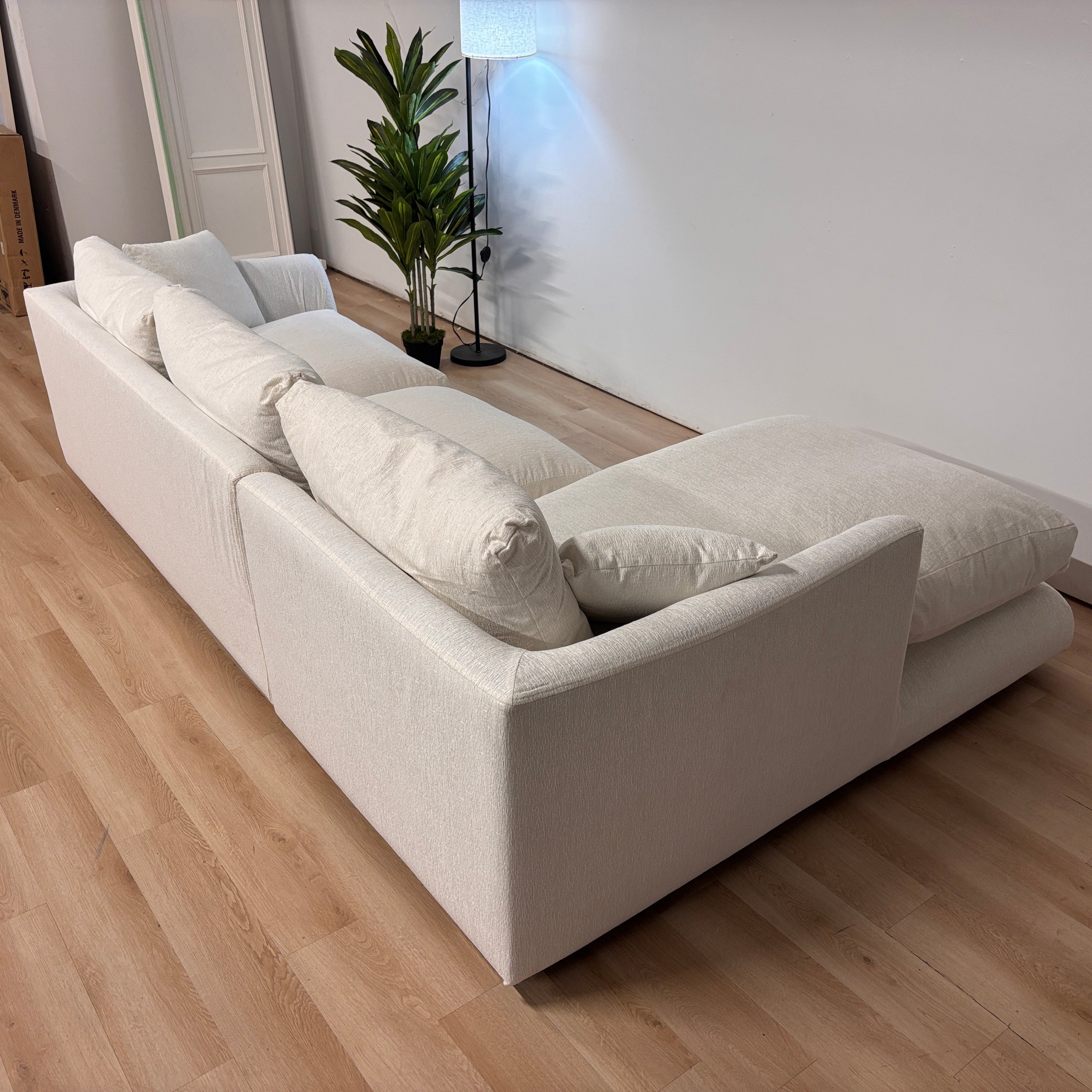 Dream Furniture Feather Cloud Sectional