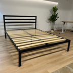 Zinus Queen Metal Platform Bed