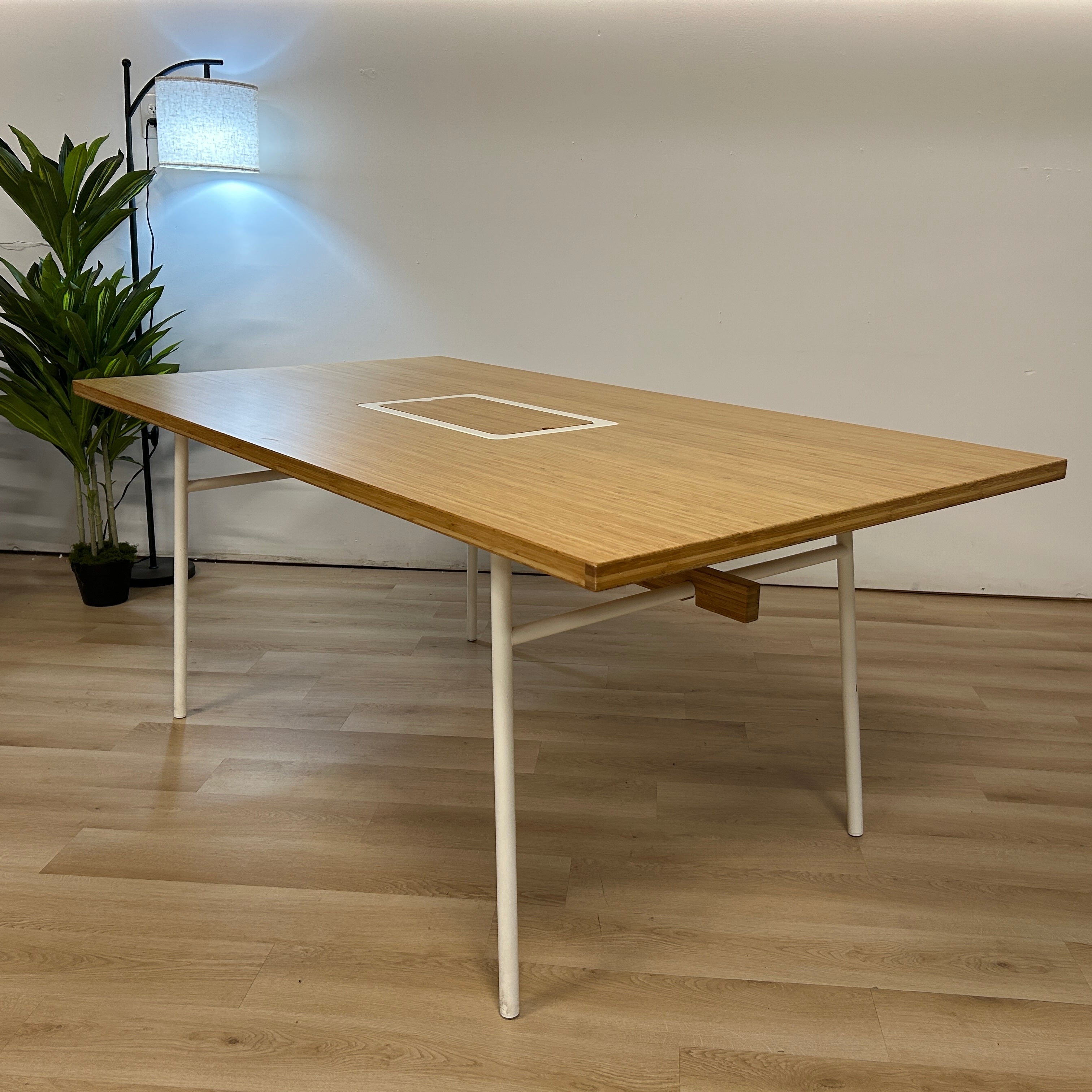 Ikea Andvandbar Meeting/dining Table