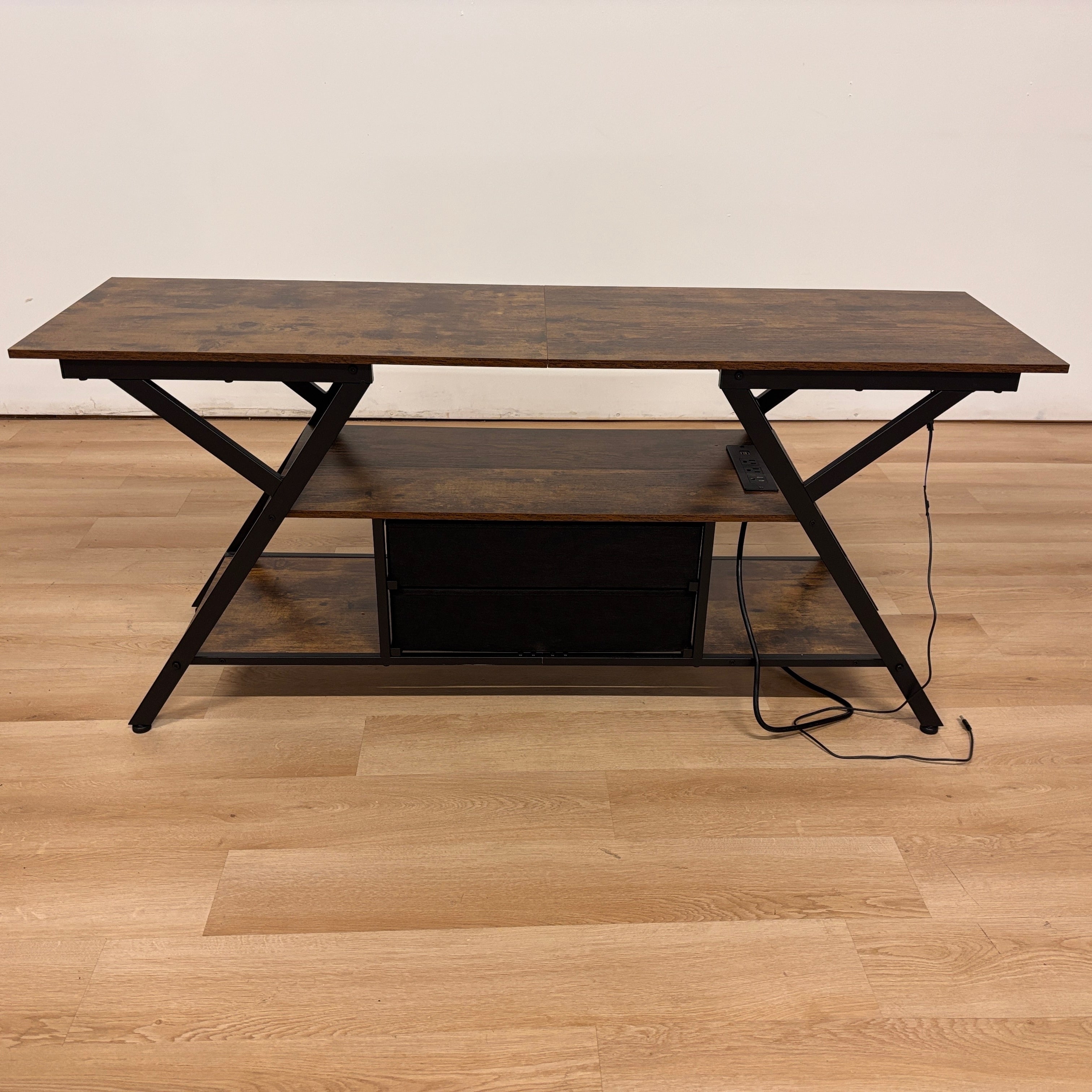 Latitude Run 3 Tier Media Console