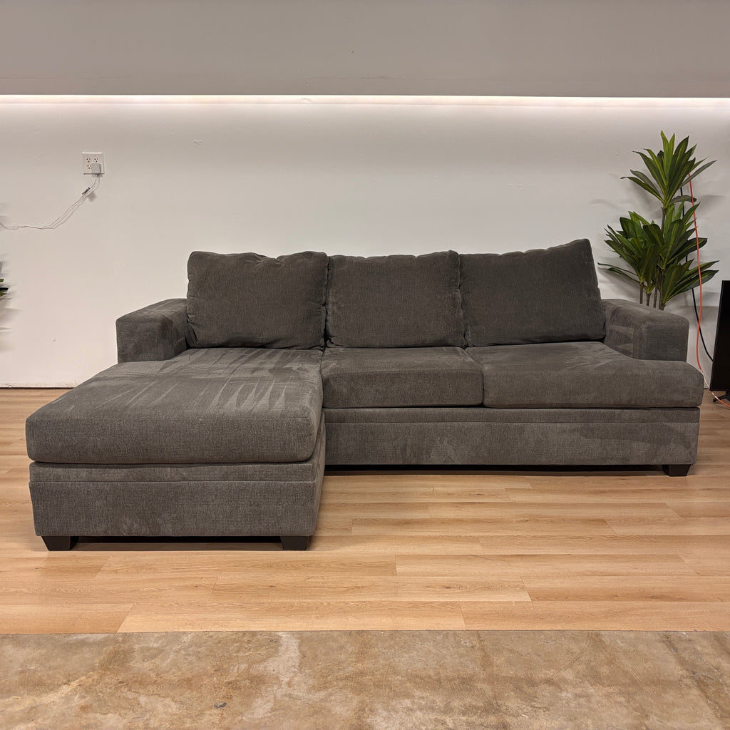 Living Spaces Sofa W/reversible Chaise