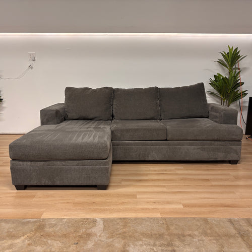 Living Spaces Sofa W/reversible Chaise