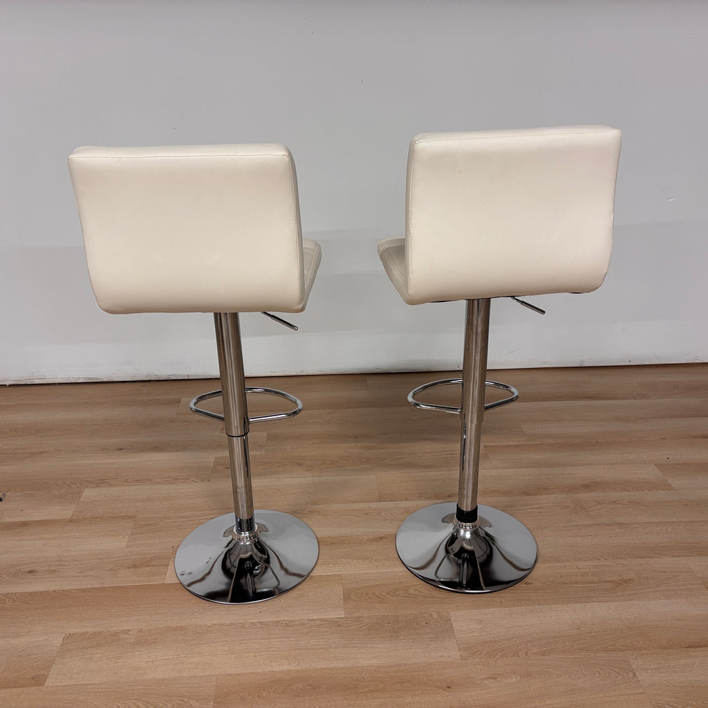 Poundex Bar Stool Set Of 2