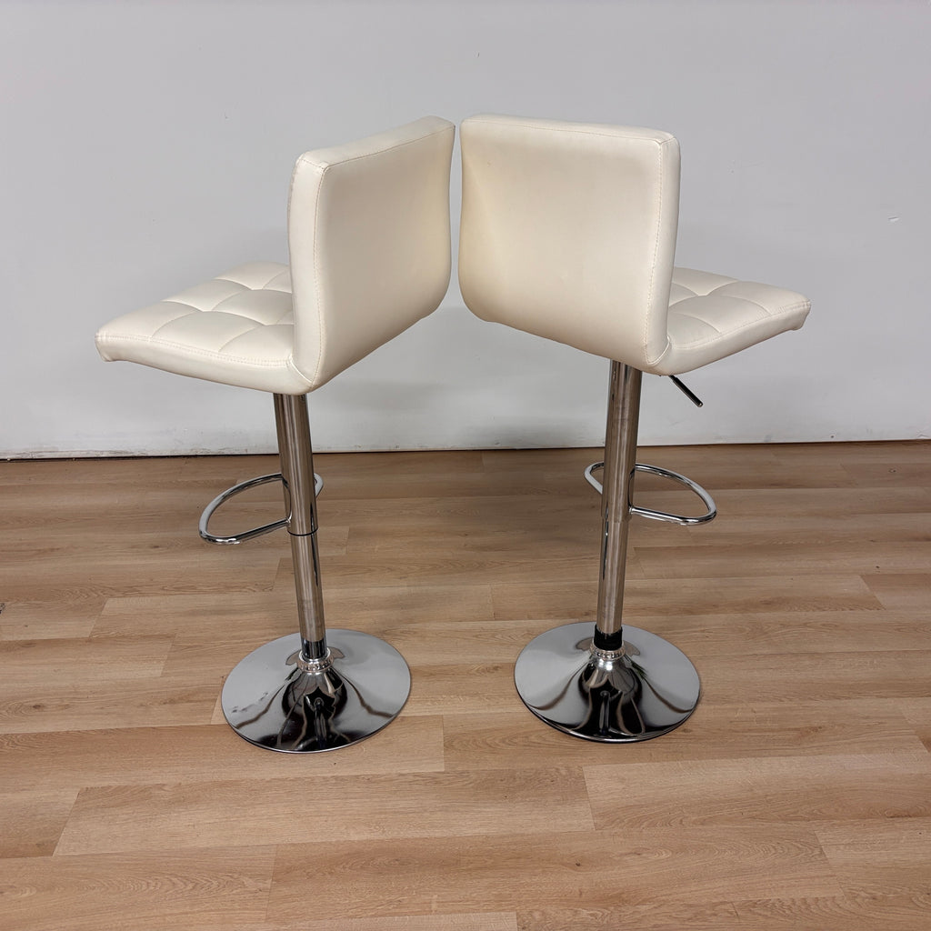 Poundex Bar Stool Set Of 2