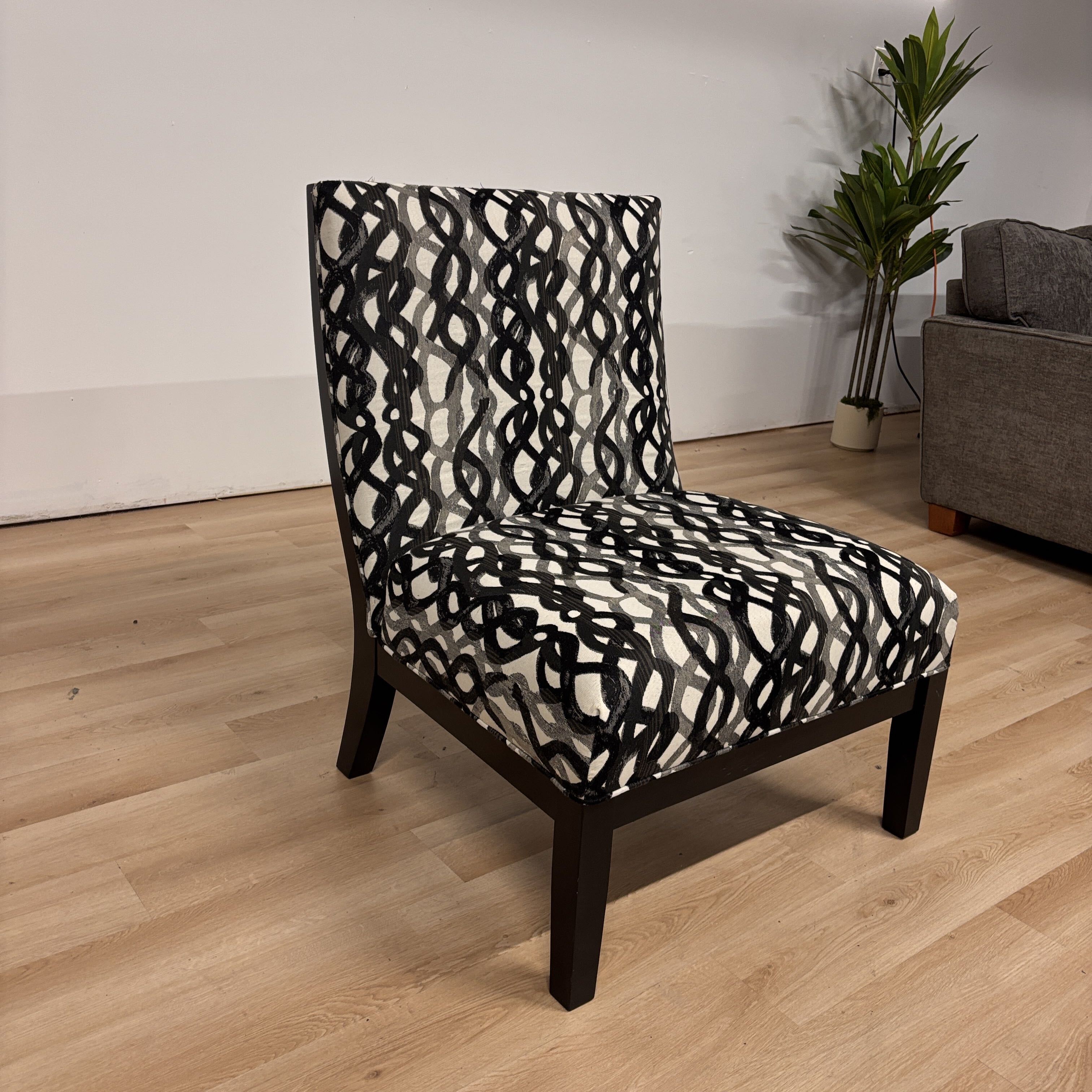 Rooms To Go Basque Accent Chair