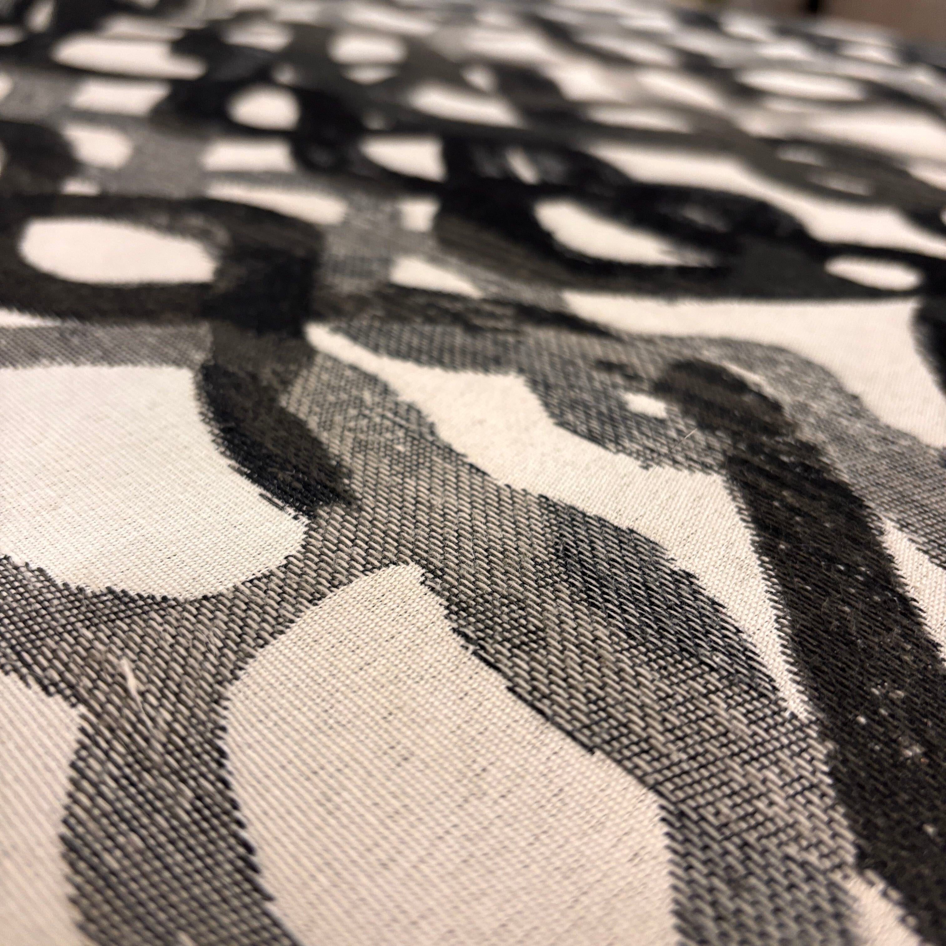 Rooms To Go Basque Accent Chair