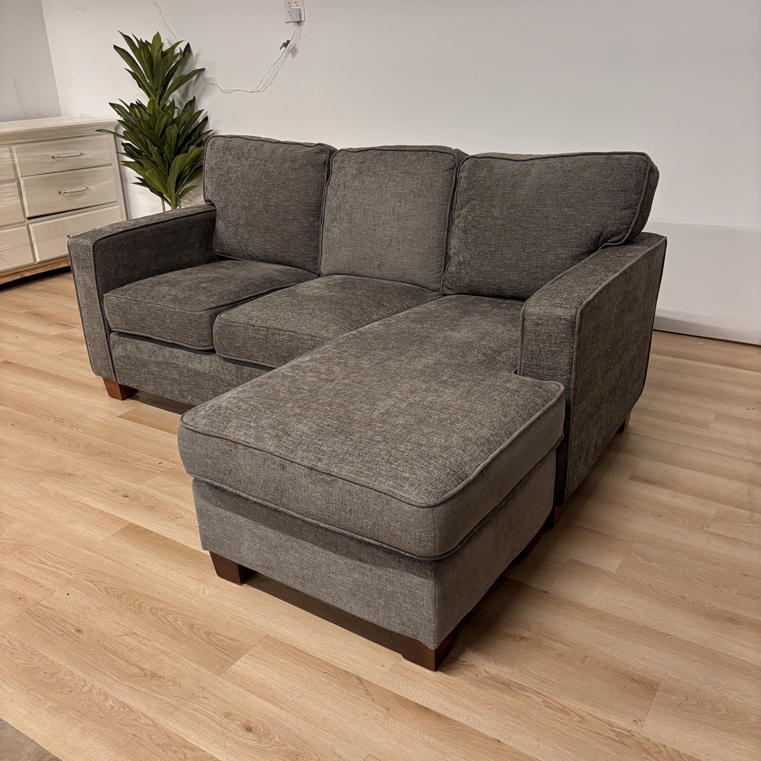 Ave Six Russell Reversible Chaise Sectional