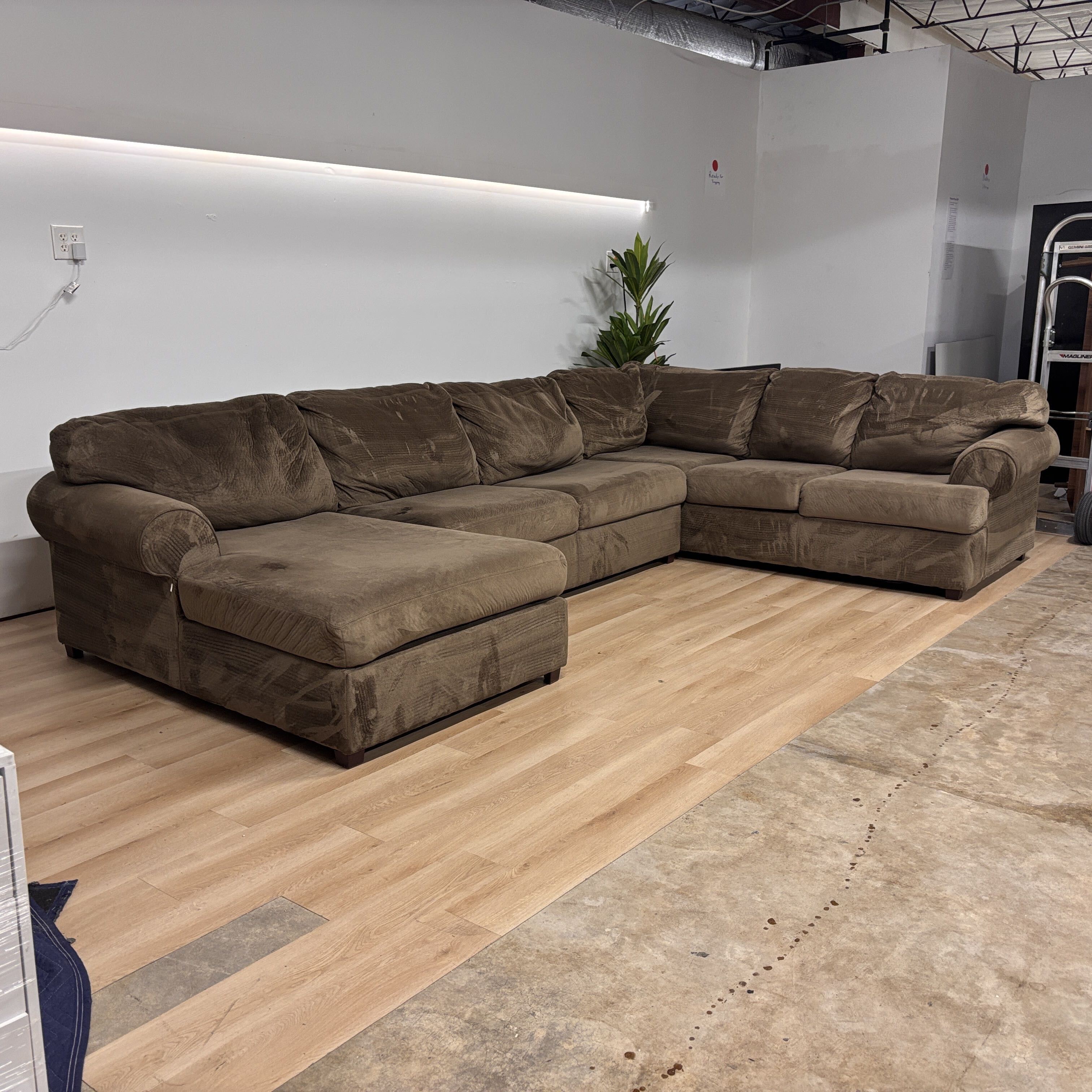 Ashley Furniture 3 Piece U-shape Sectional