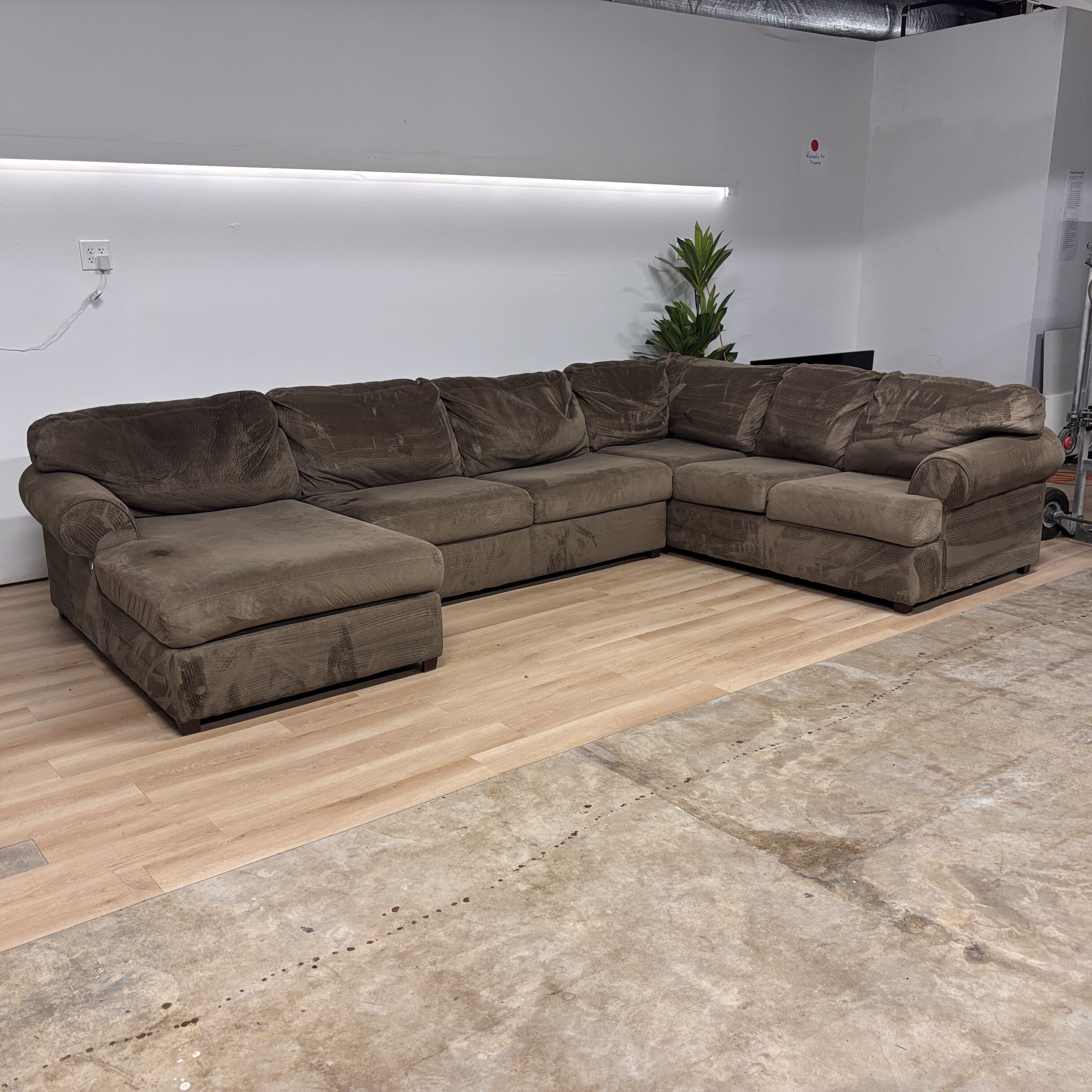 Ashley Furniture 3 Piece U-shape Sectional
