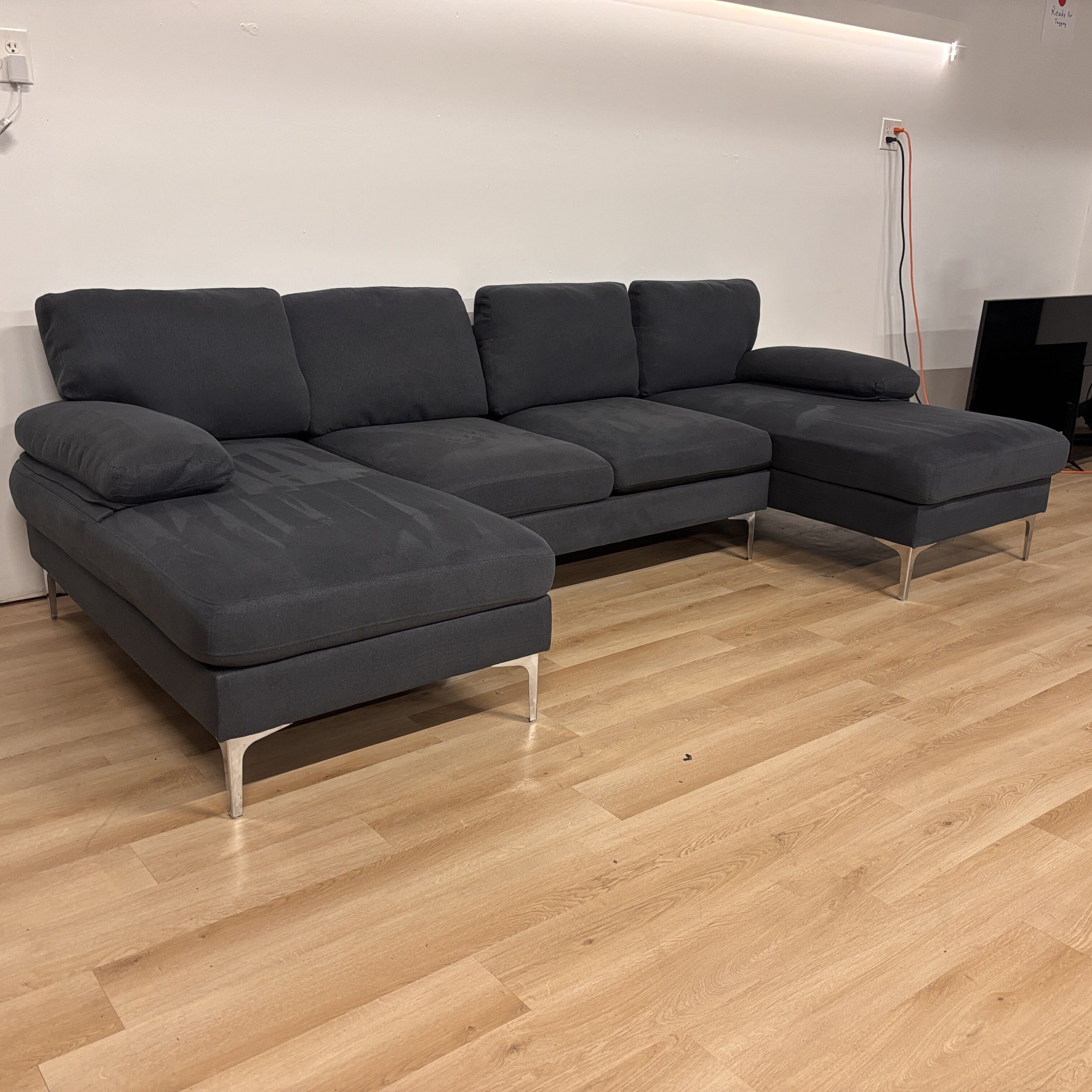 Latitude Run 3 Piece U-shape Sectional