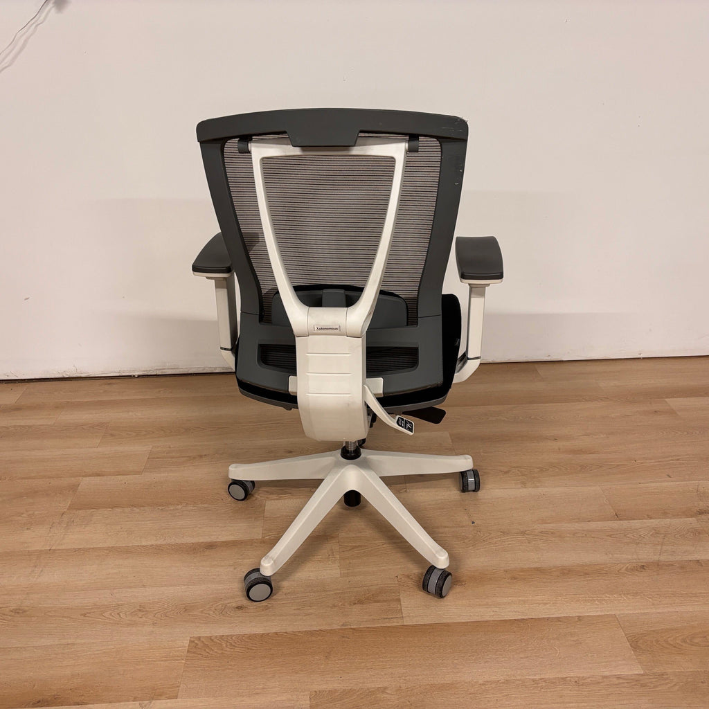Autonomous Ergonomic Chair Pro