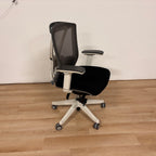 Autonomous Ergonomic Chair Pro