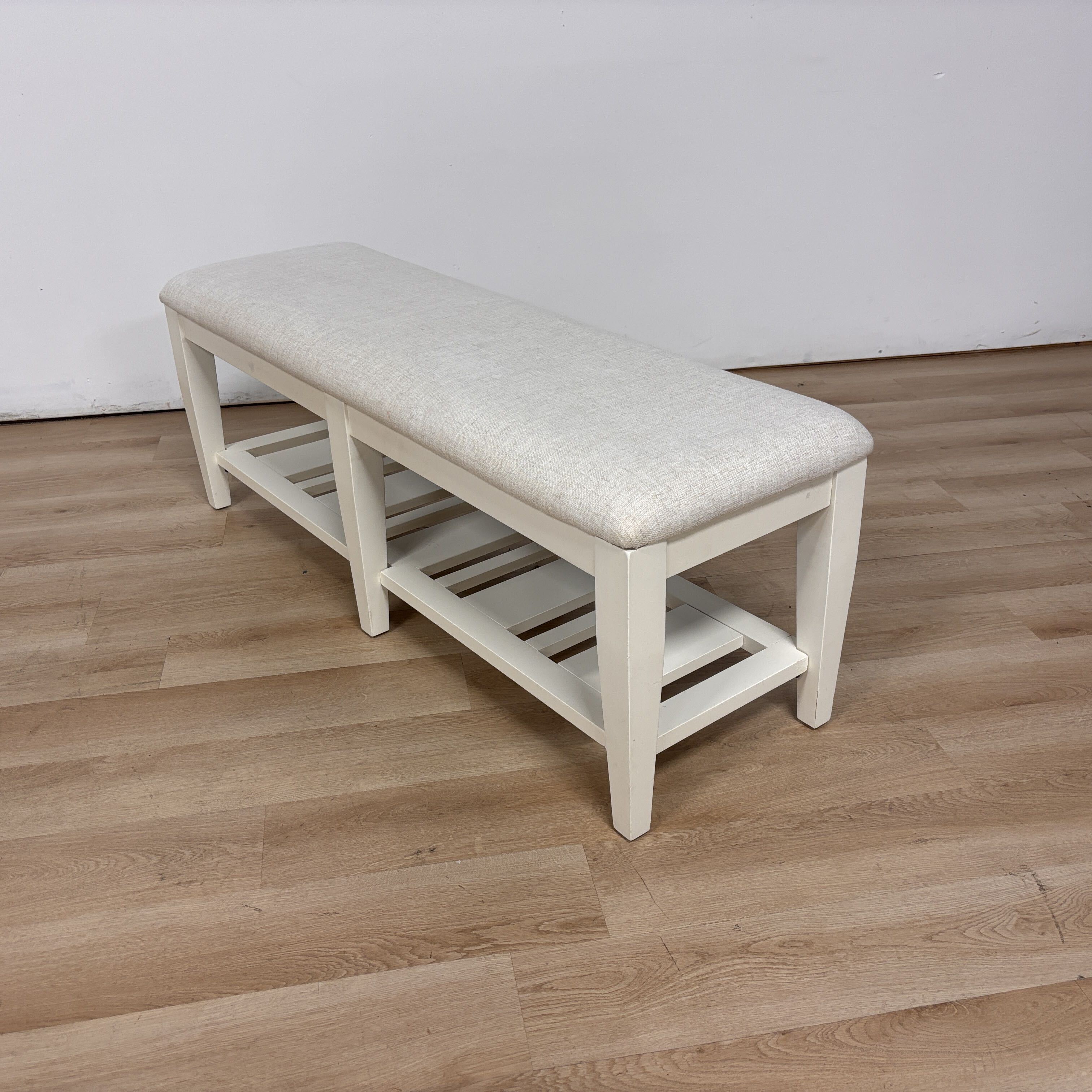 Heartland Entry Bench