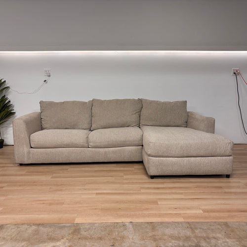 Lane Home Furnishings 2 Piece Sectional